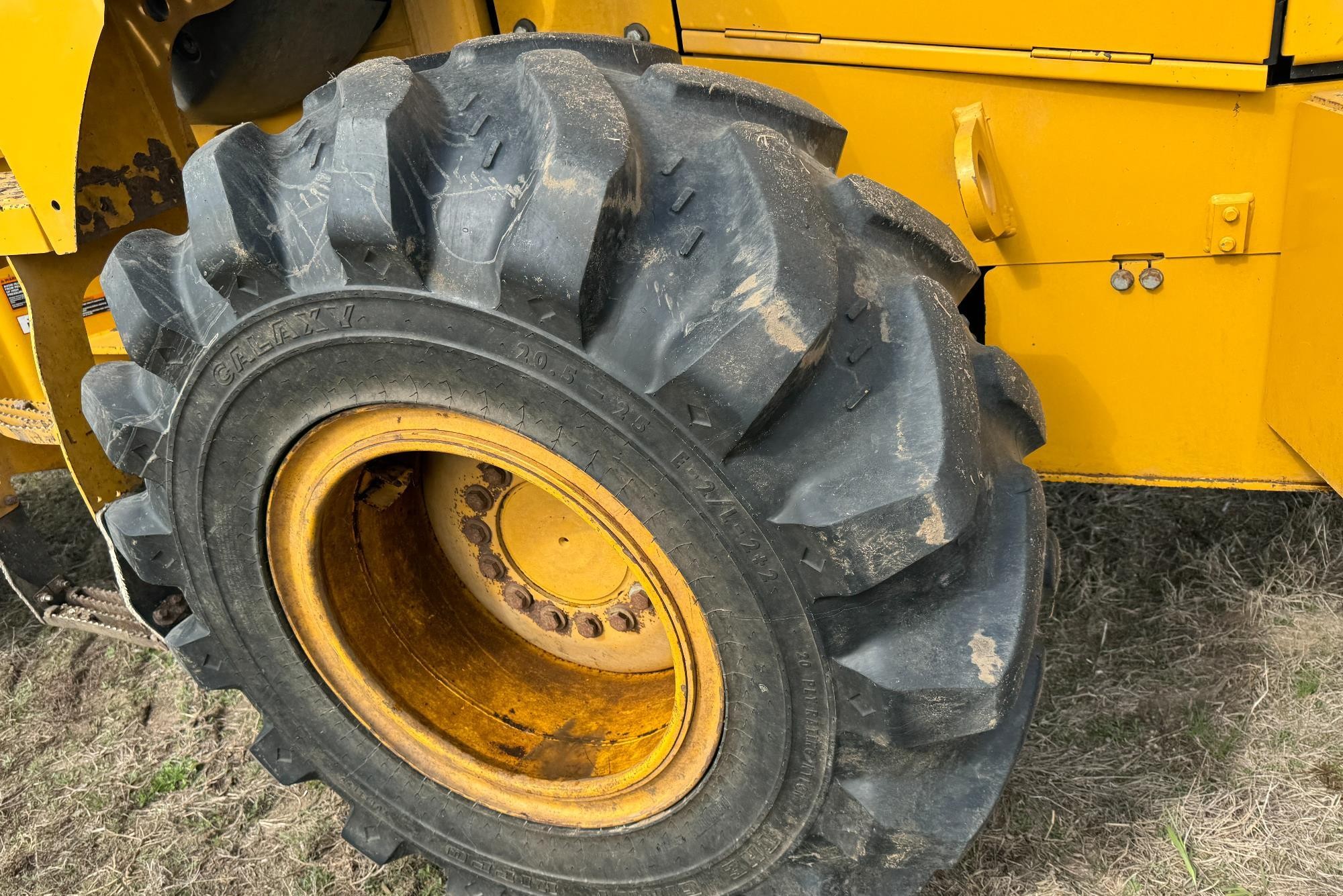 gallery 2013 John Deere 524K High Lift Wheel Loader,