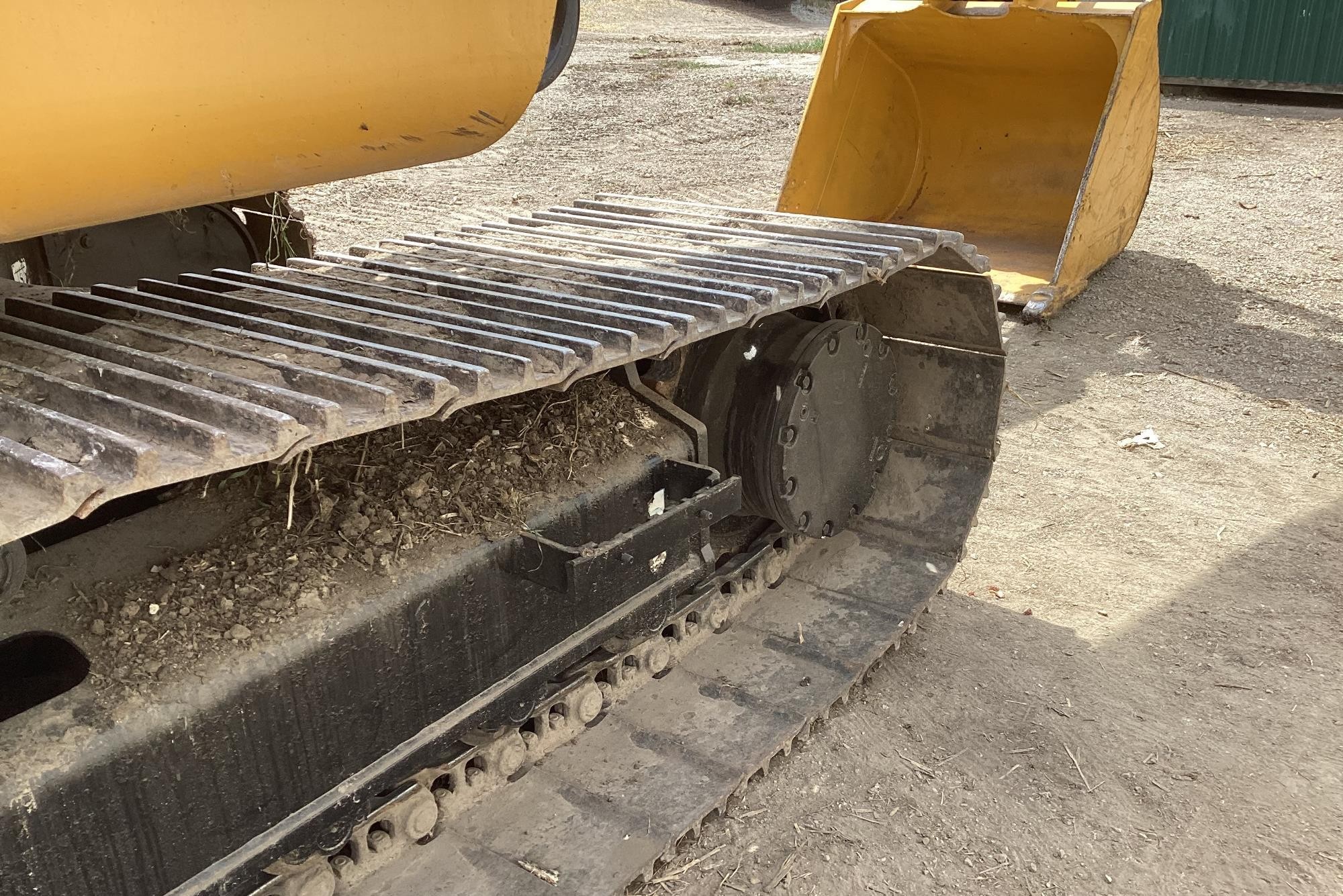 gallery 2014 John Deere 130G Excavator