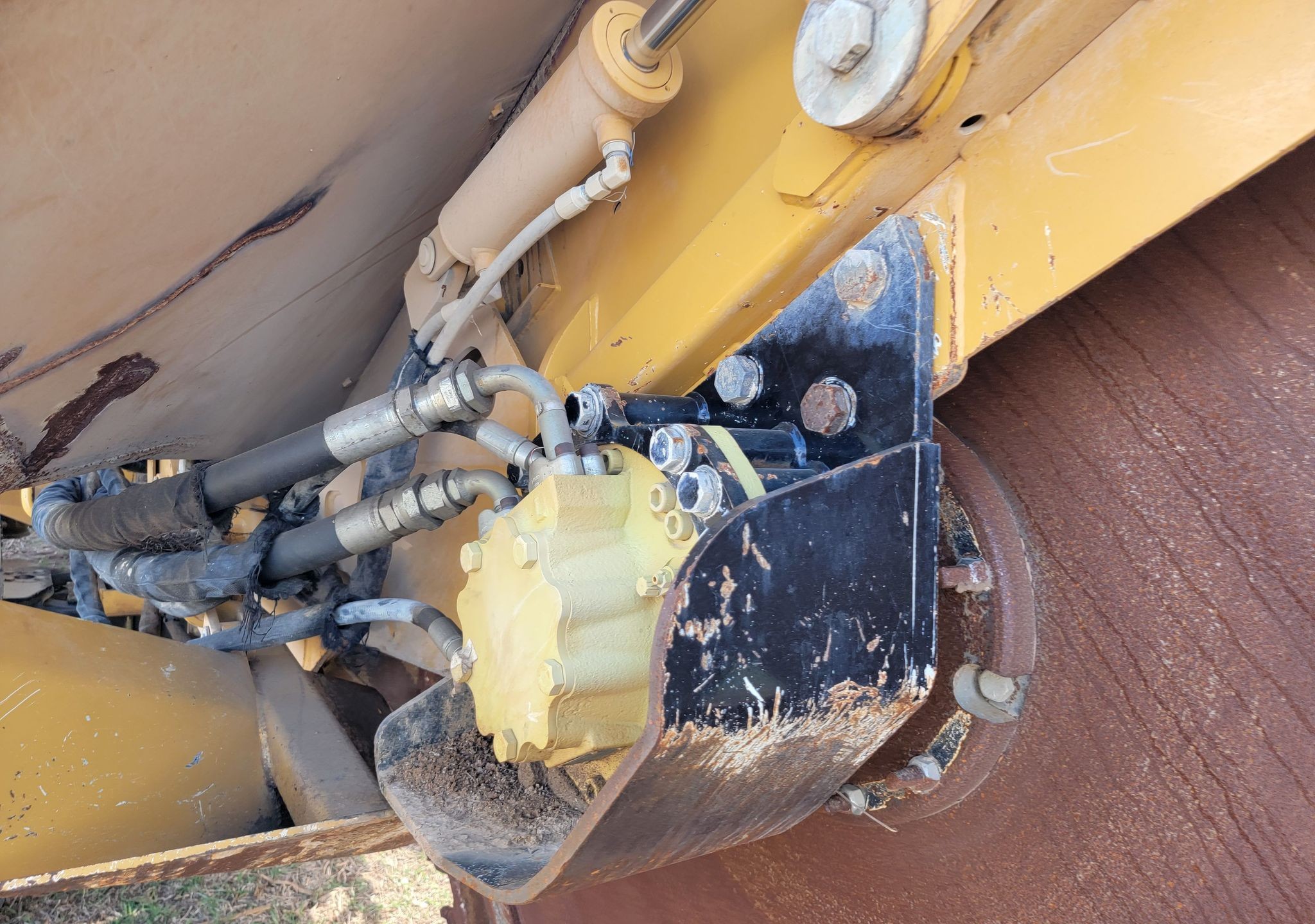 gallery 2013 Vermeer RTX1250 rock saw