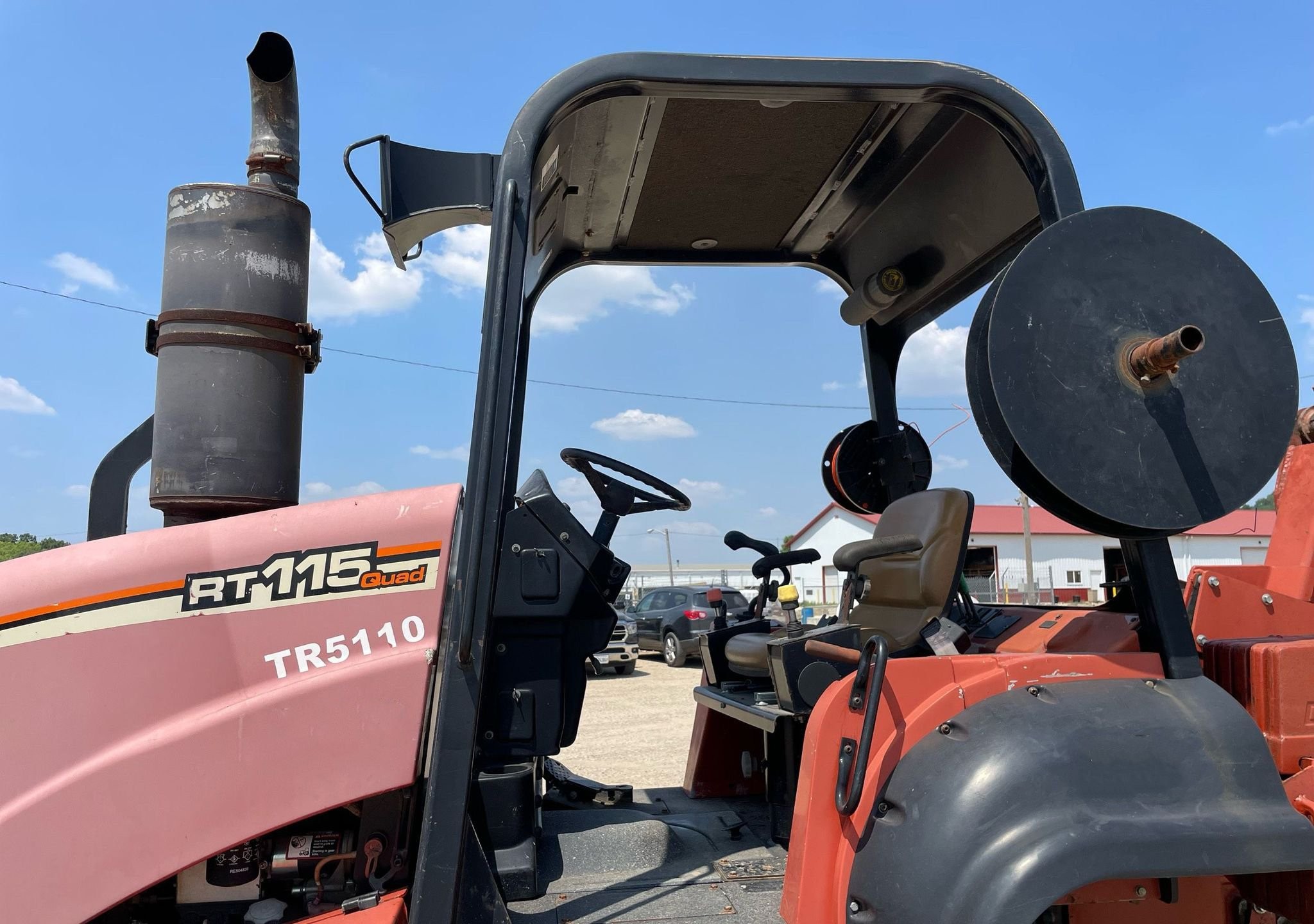 gallery 2011 Ditch Witch RT115 Quad vibratory cable plow
