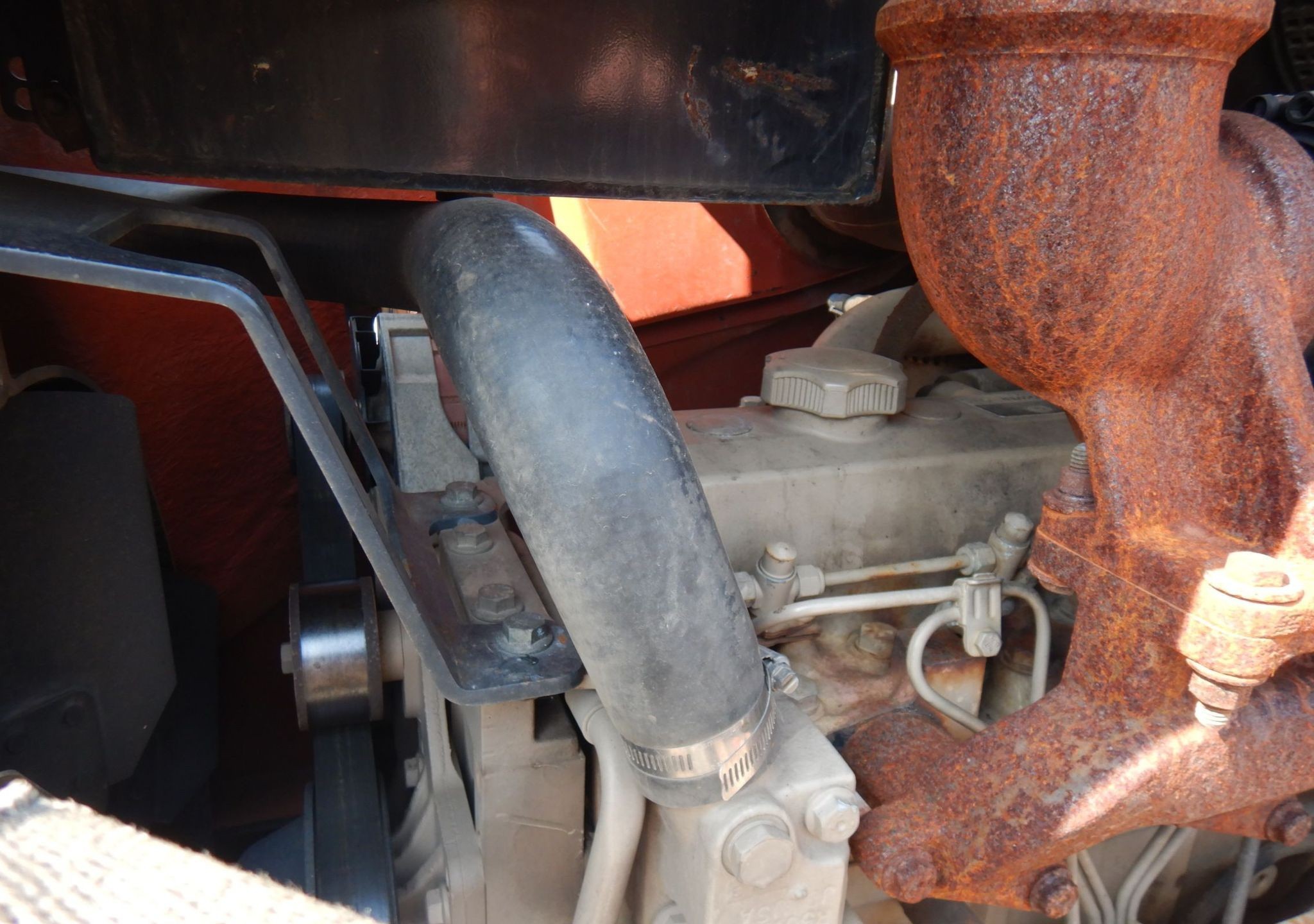 gallery 2004 Ditch Witch HT115 cable plow