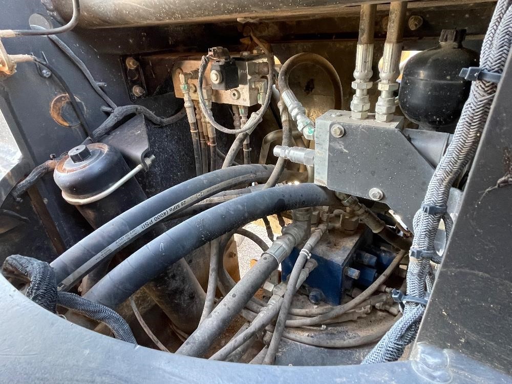 gallery 2016 Case 521G Articulated Wheel Loader
