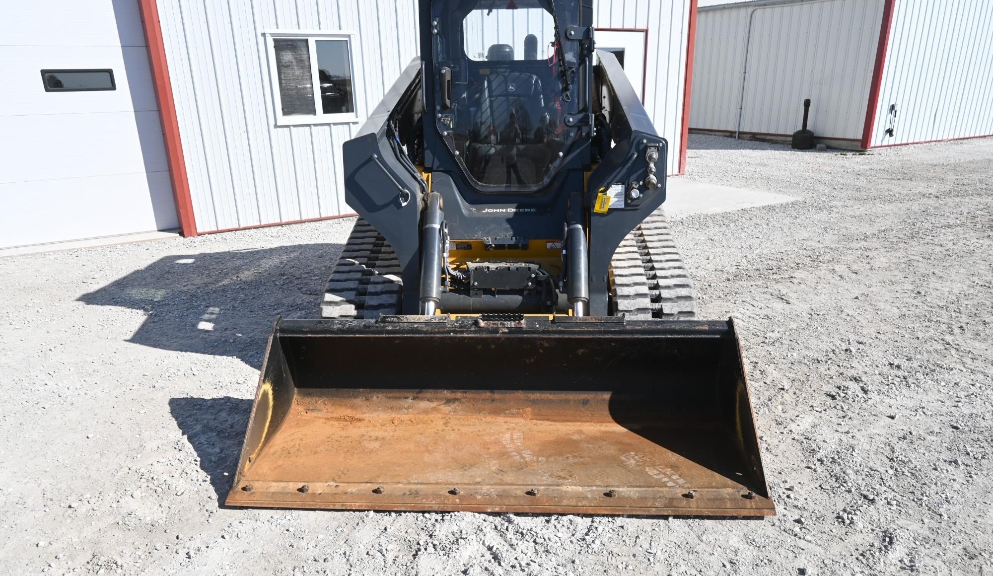 gallery 2022 John Deere 331G compact track loader