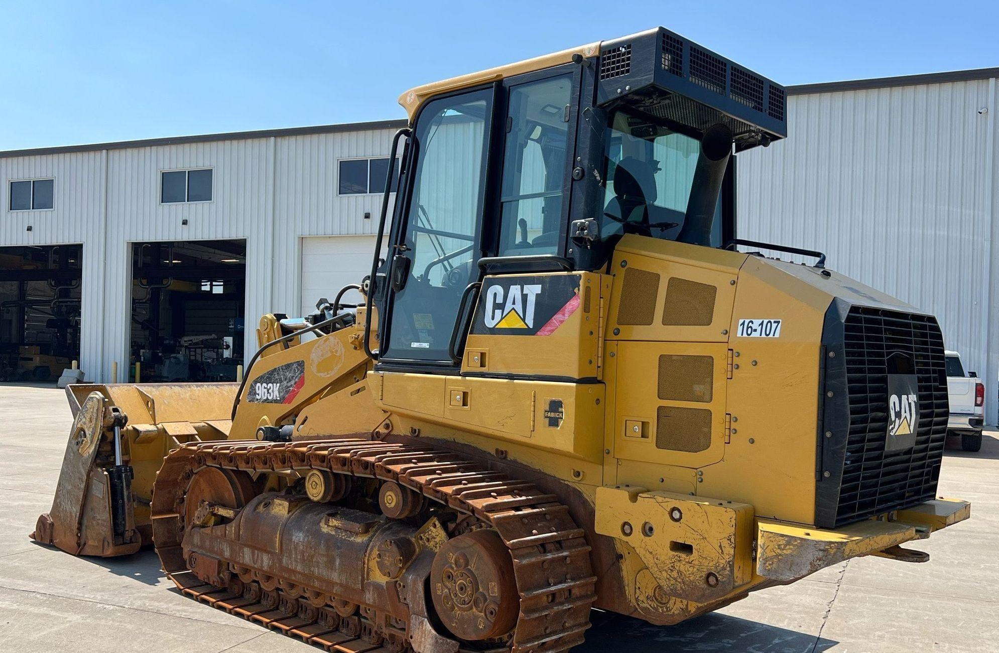 gallery 2016 Caterpillar 963K track loader