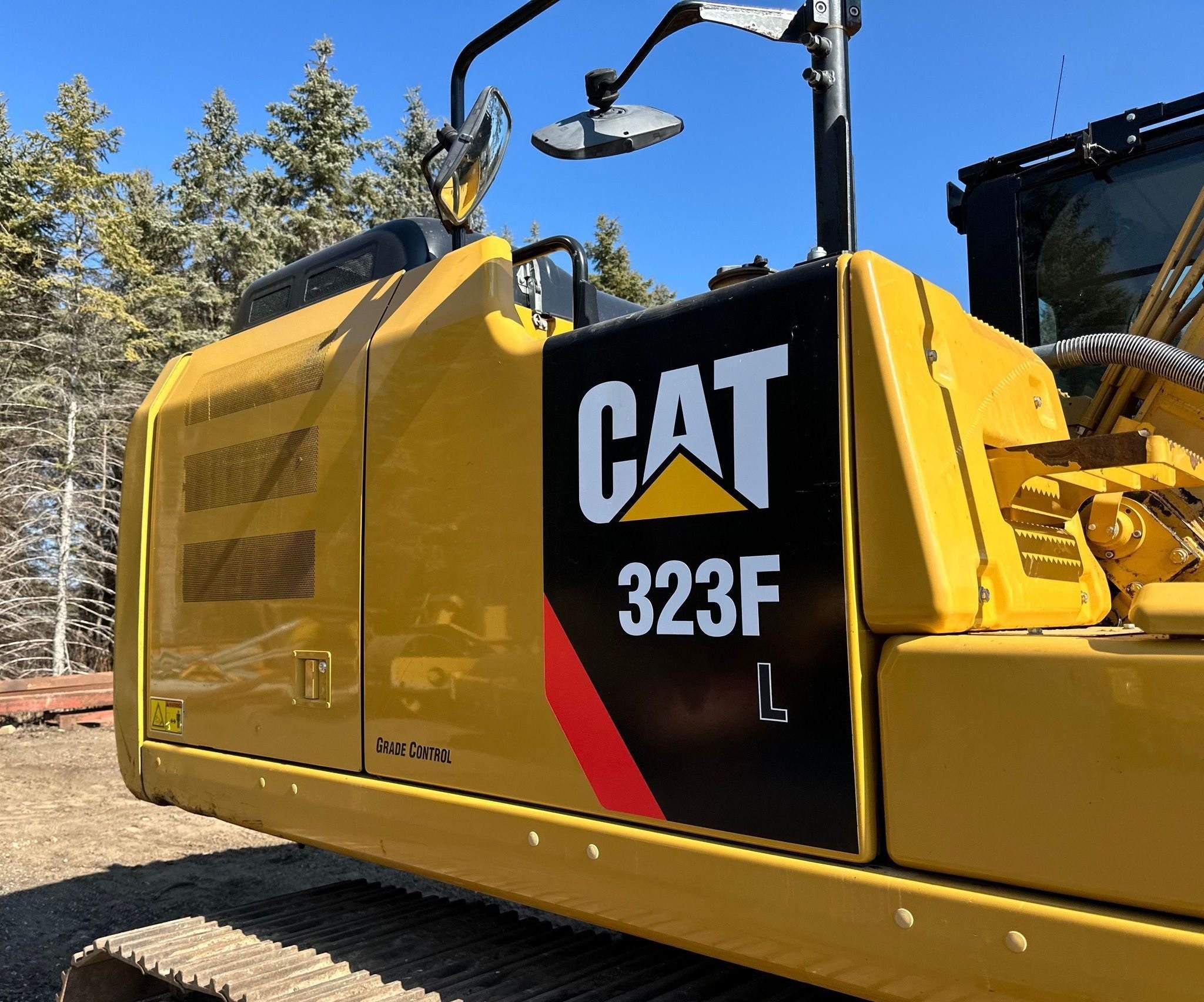 gallery 2015 Caterpillar 323FL excavator