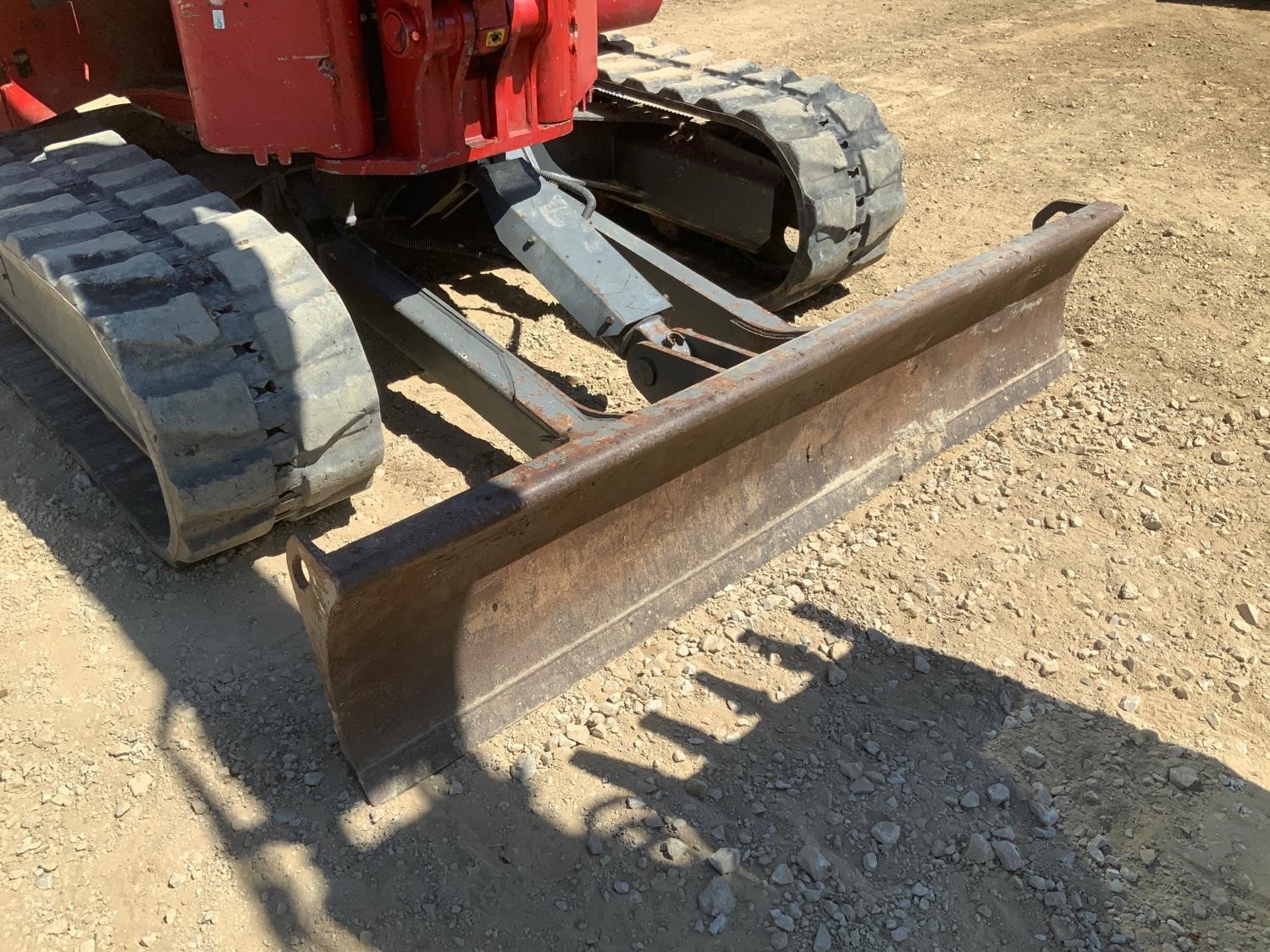 gallery 2015 Takeuchi TB280FR Mini Excavator