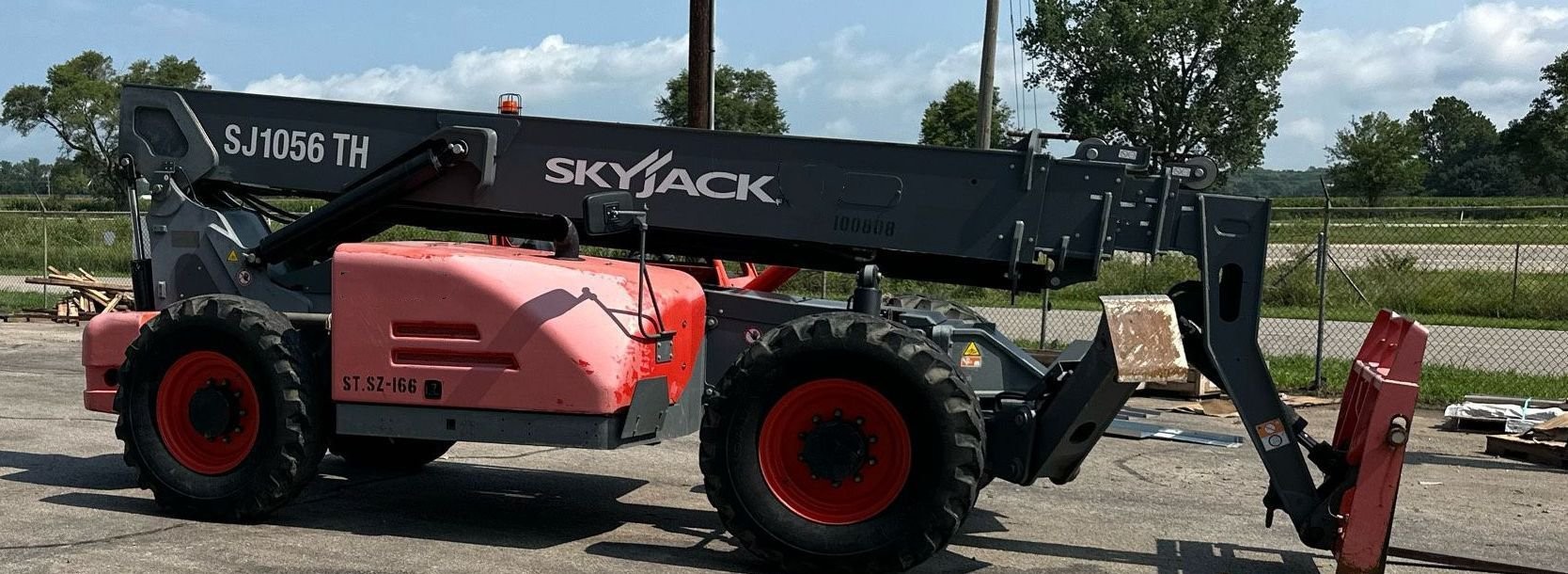 gallery 2018 Skyjack SJ1056 TH telehandler