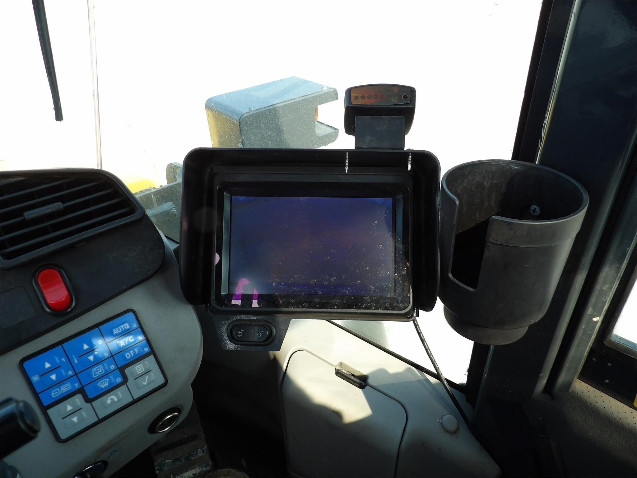 gallery 2020 KOMATSU WA200-8