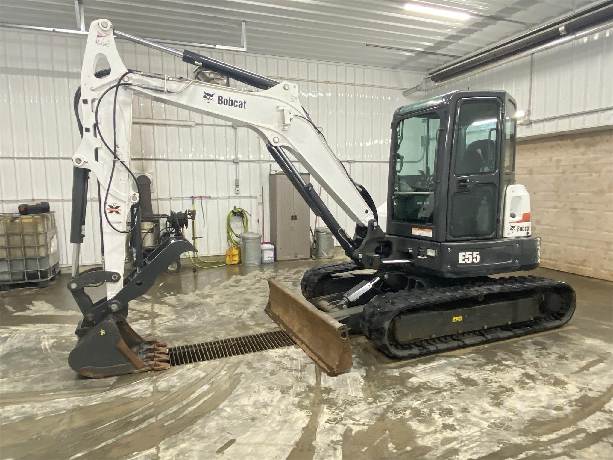 gallery 2018 BOBCAT E55 Mini Excavator