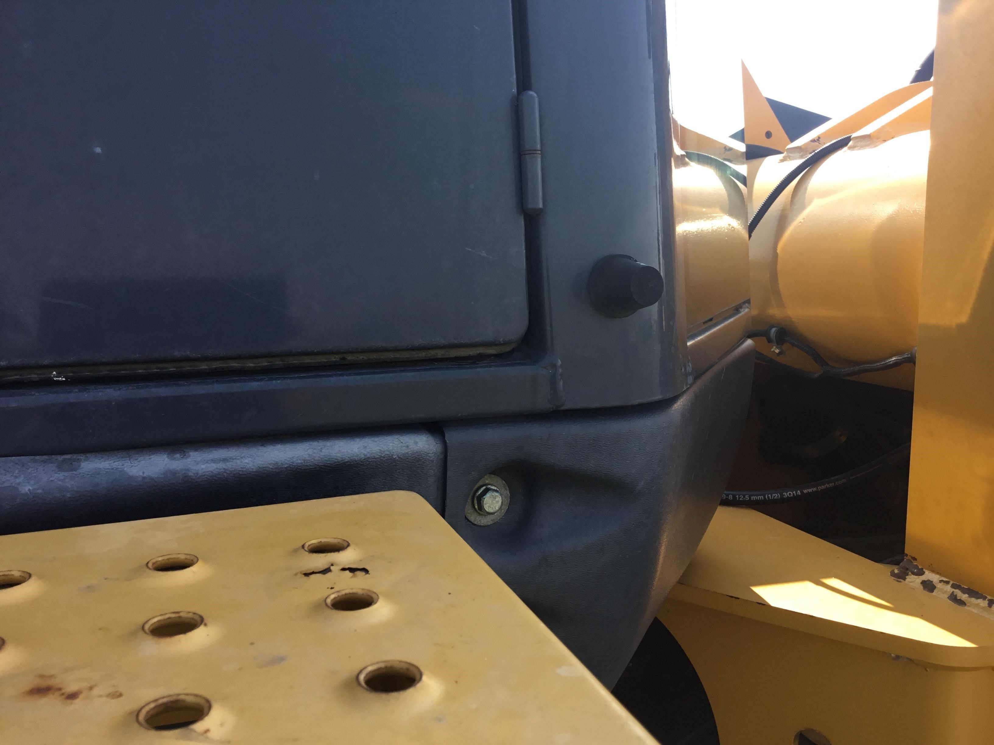 gallery 2010 John Deere 544K High Lift Wheel Loader WGrapple