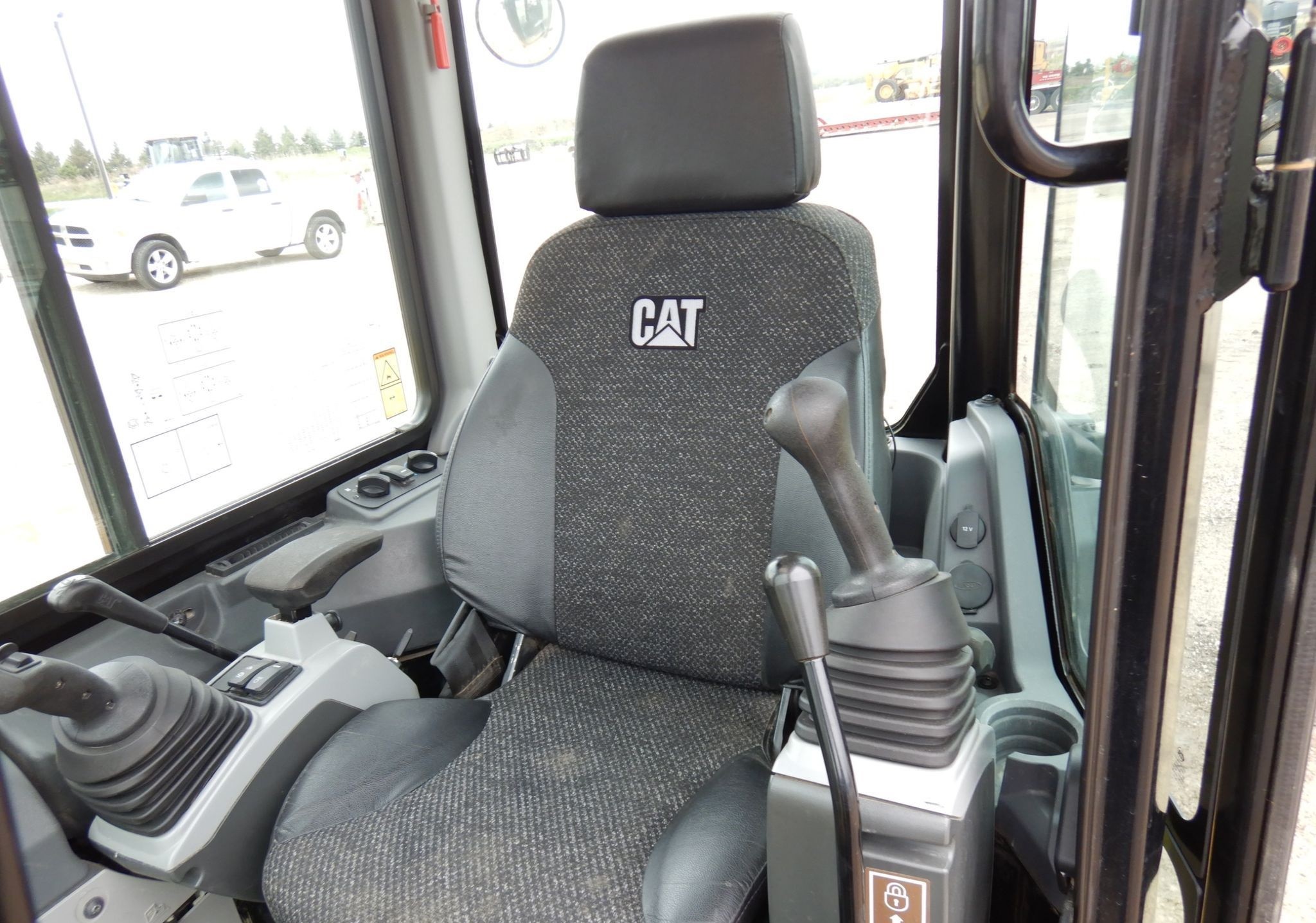 gallery 2018 Caterpillar 305E2 CR mini excavator