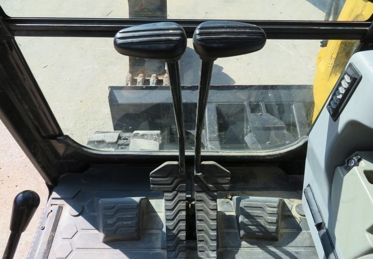 gallery 2015 Caterpillar 308E2 CR Mini excavator