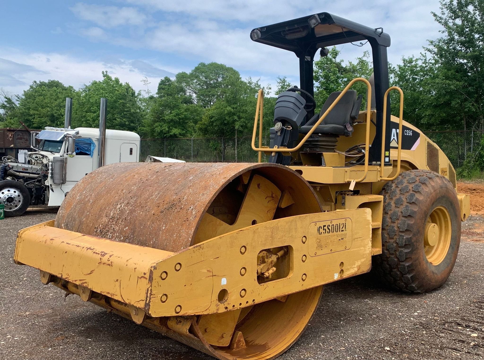 gallery 2008 Caterpillar CS56 single drum vibratory roller