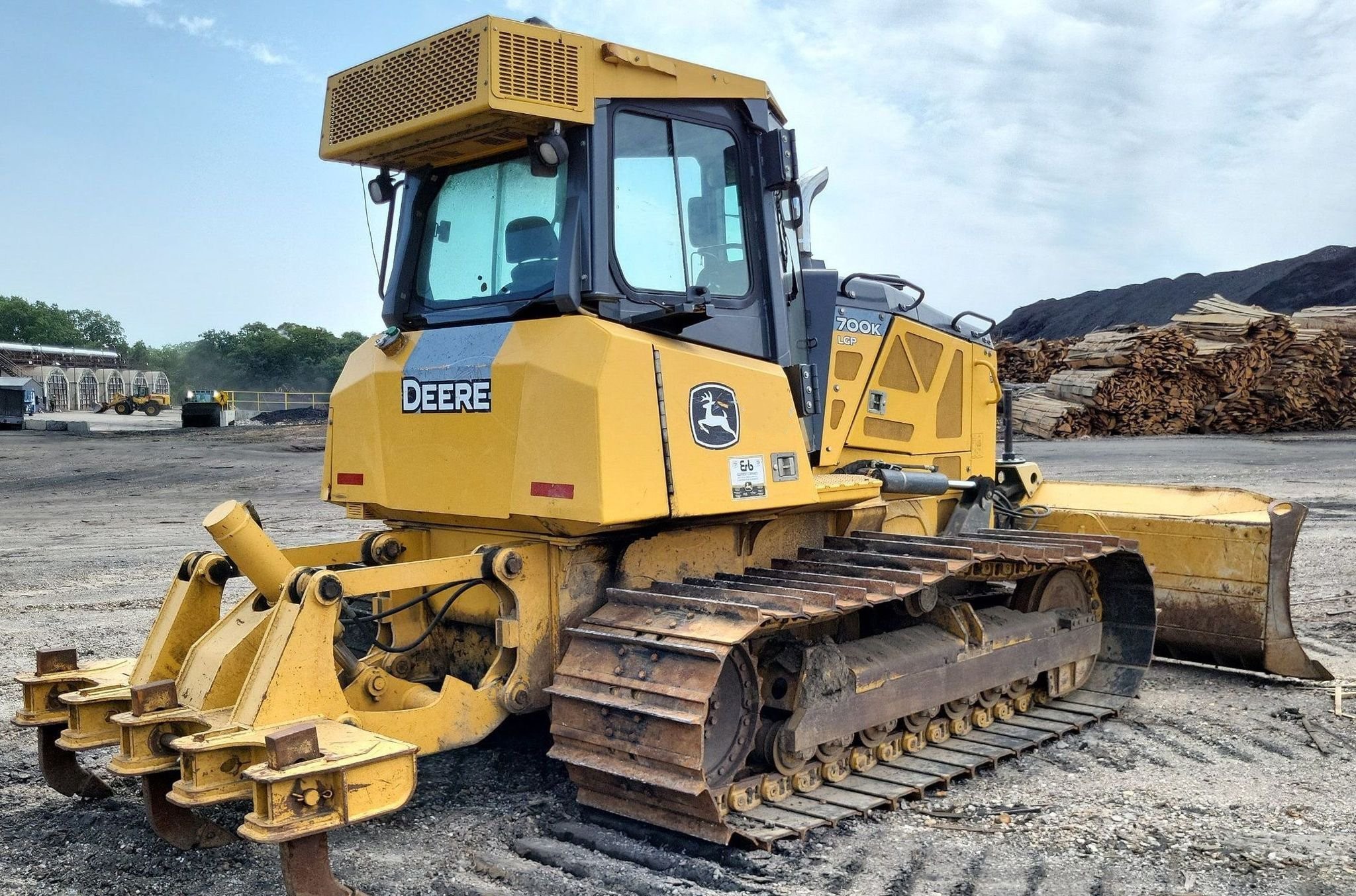 gallery 2015 John Deere 700K LGP dozer
