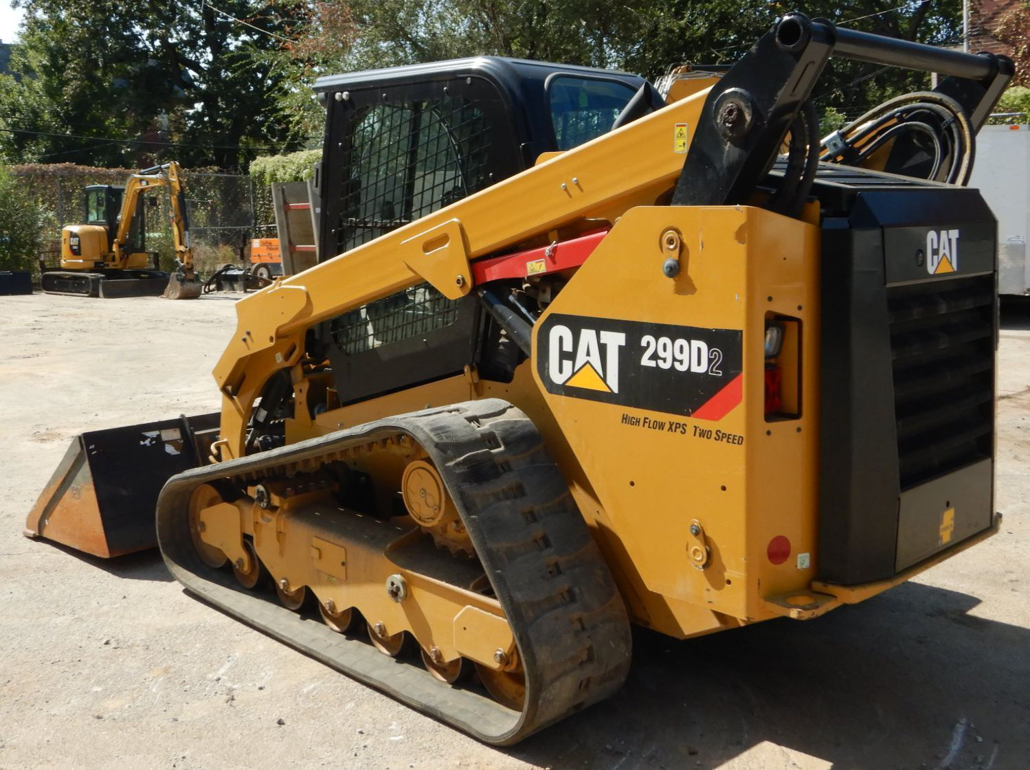 gallery 2018 Caterpillar 299D2 skid steer