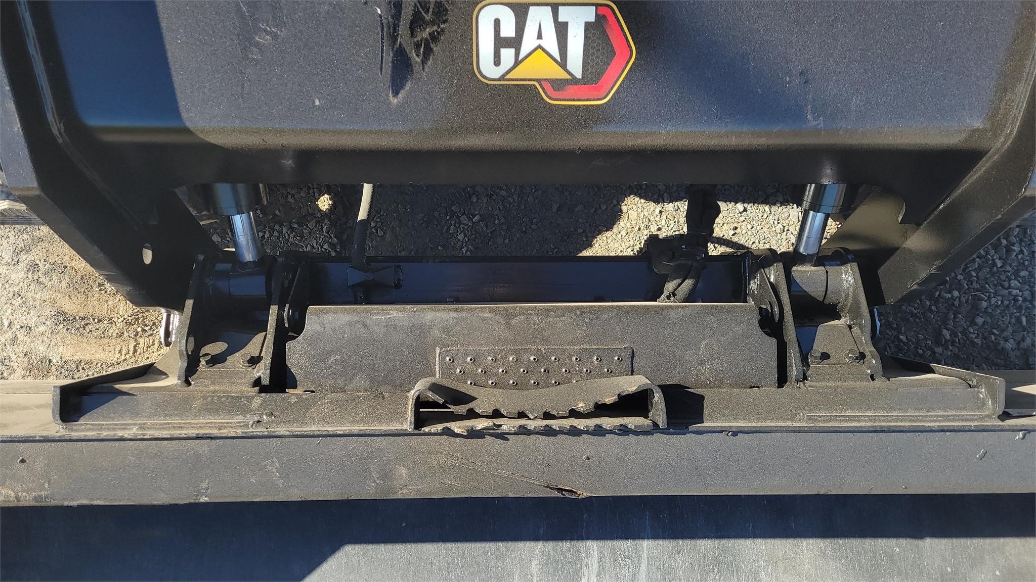 gallery 2017 CATERPILLAR 299D2 Skid Steer