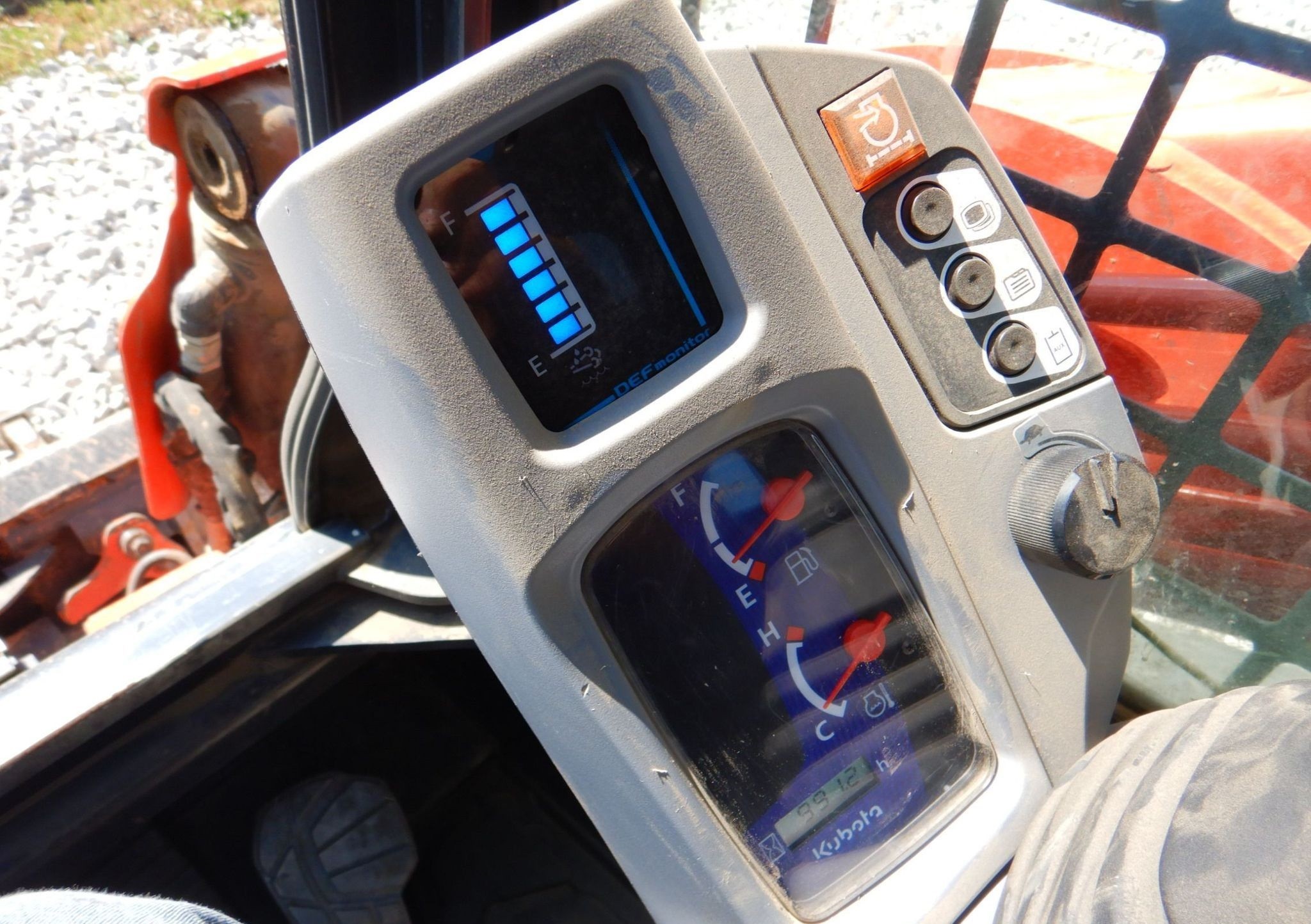 gallery 2020 Kubota SVL95-2S tracked skid steer loader