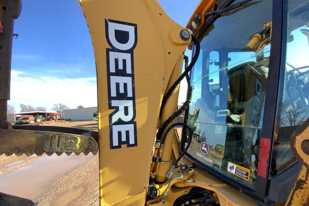 gallery 2006 John Deere 410G 4x4 Loader Backhoe WExtendahoe