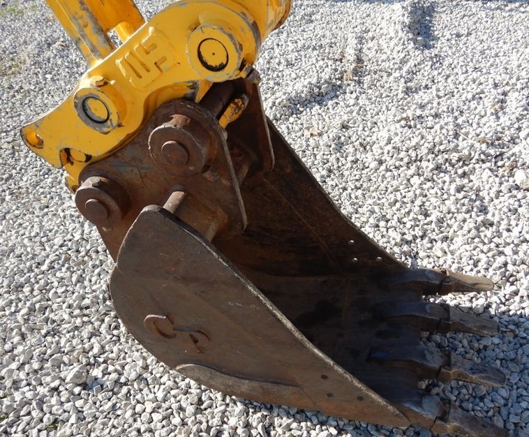 gallery 2006 Komatsu PC50MR-2 mini excavator