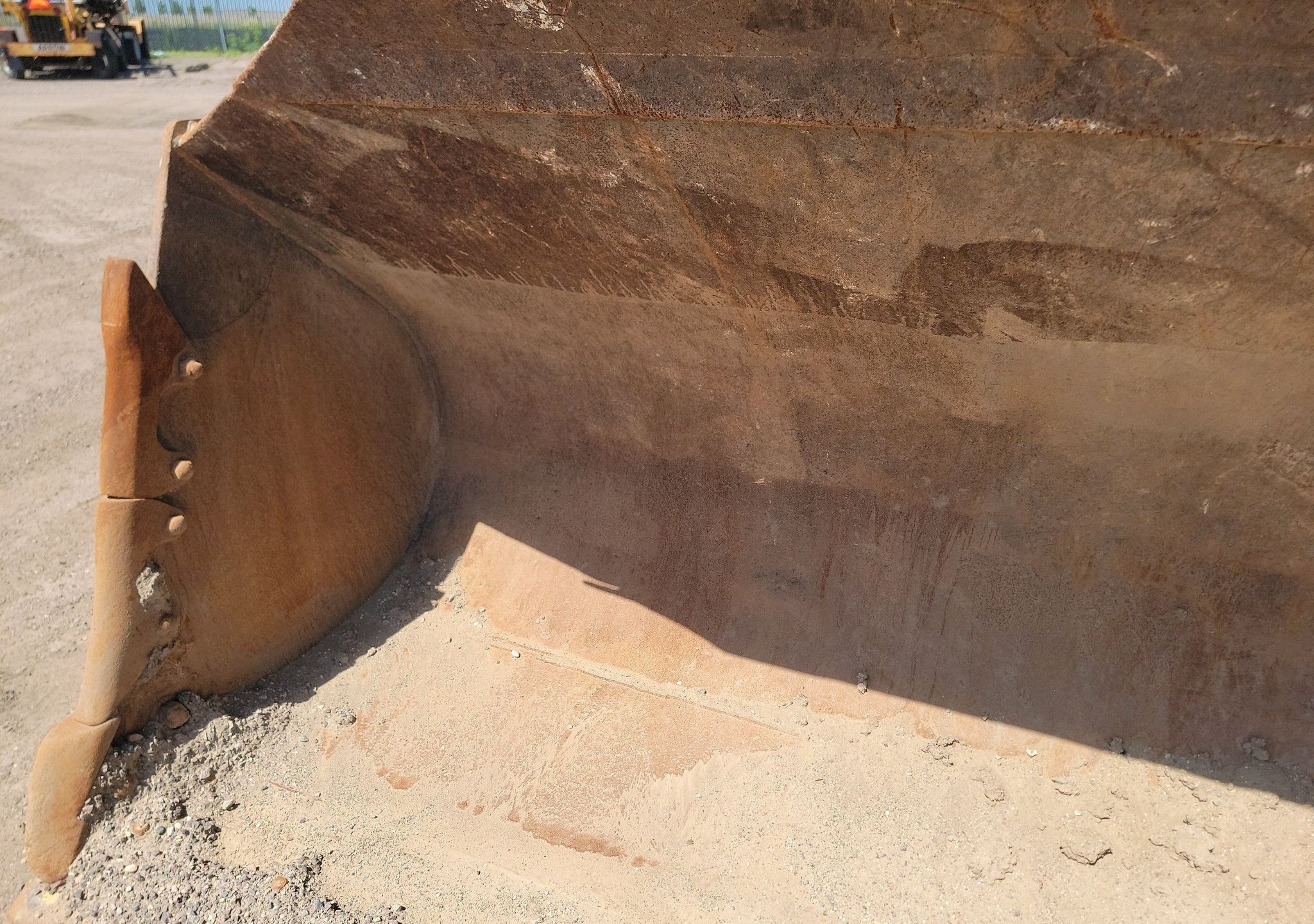 gallery 2012 John Deere 744K wheel loader