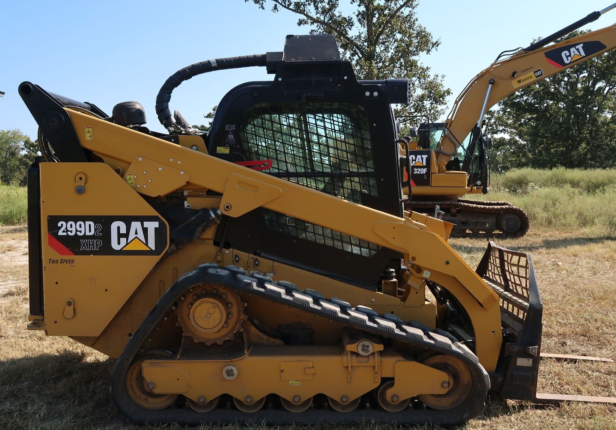 gallery 2017 Caterpillar 299D2 XHP skid steer loader