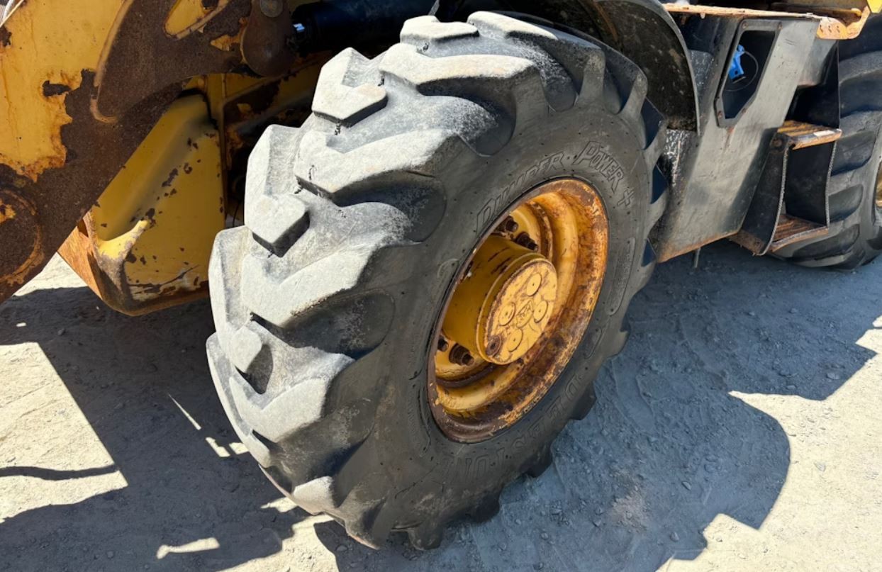 gallery 2016 Caterpillar 420F2 IT 4WD Backhoe