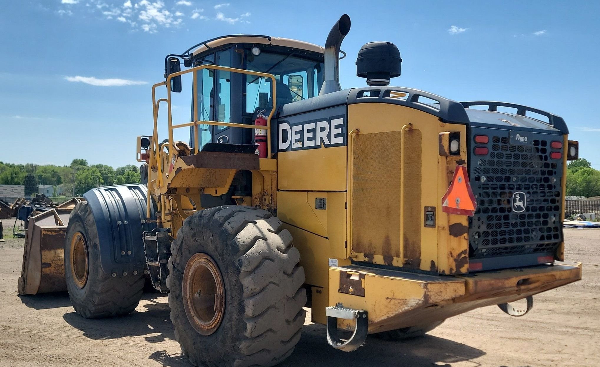 gallery 2012 John Deere 744K wheel loader
