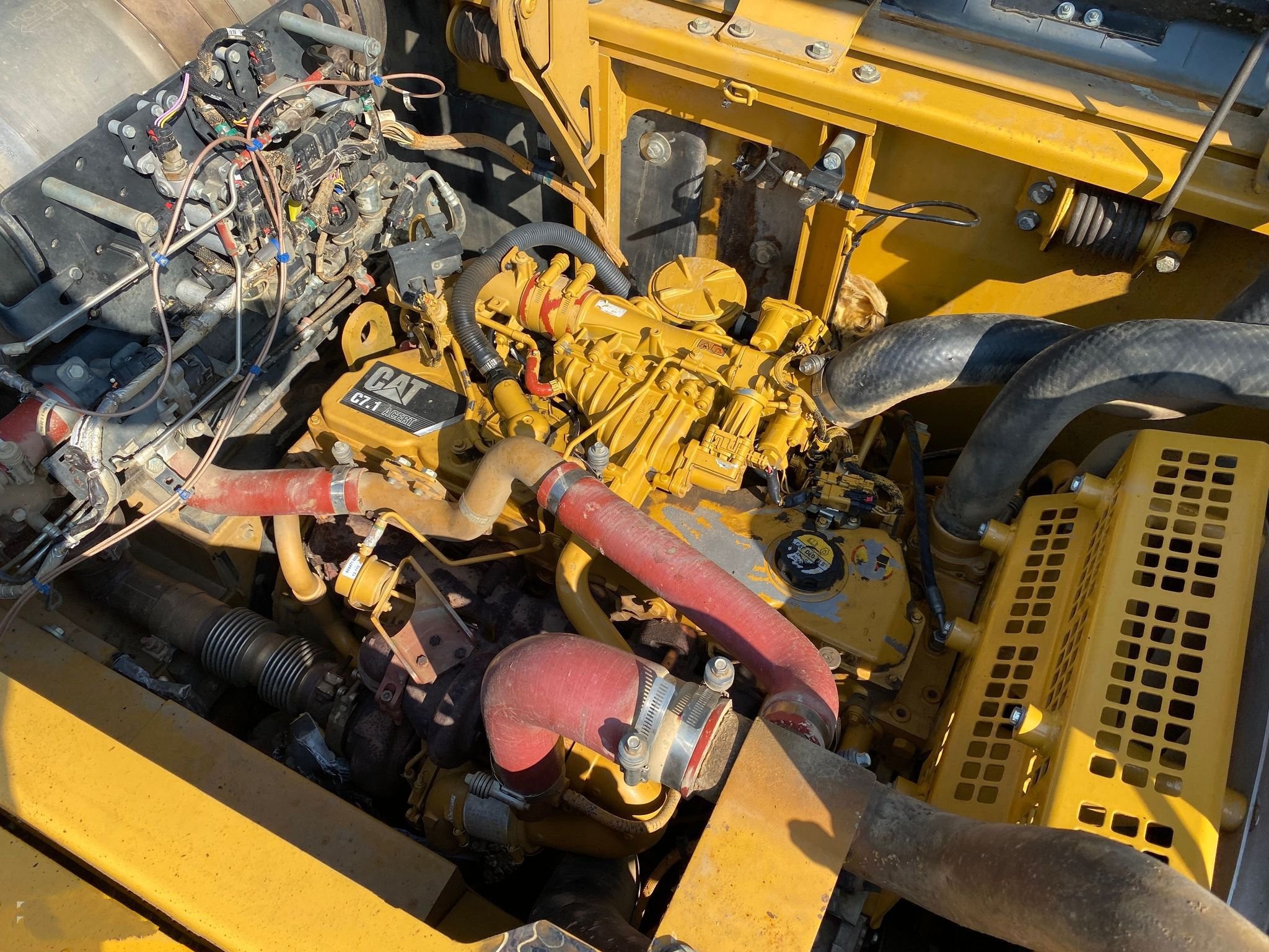 gallery 2012 Caterpillar 329E L excavator
