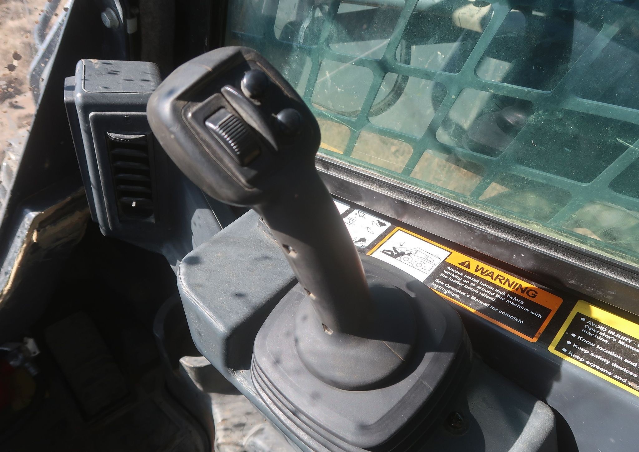 gallery 2021 John Deere 331G tracked skid steer loader