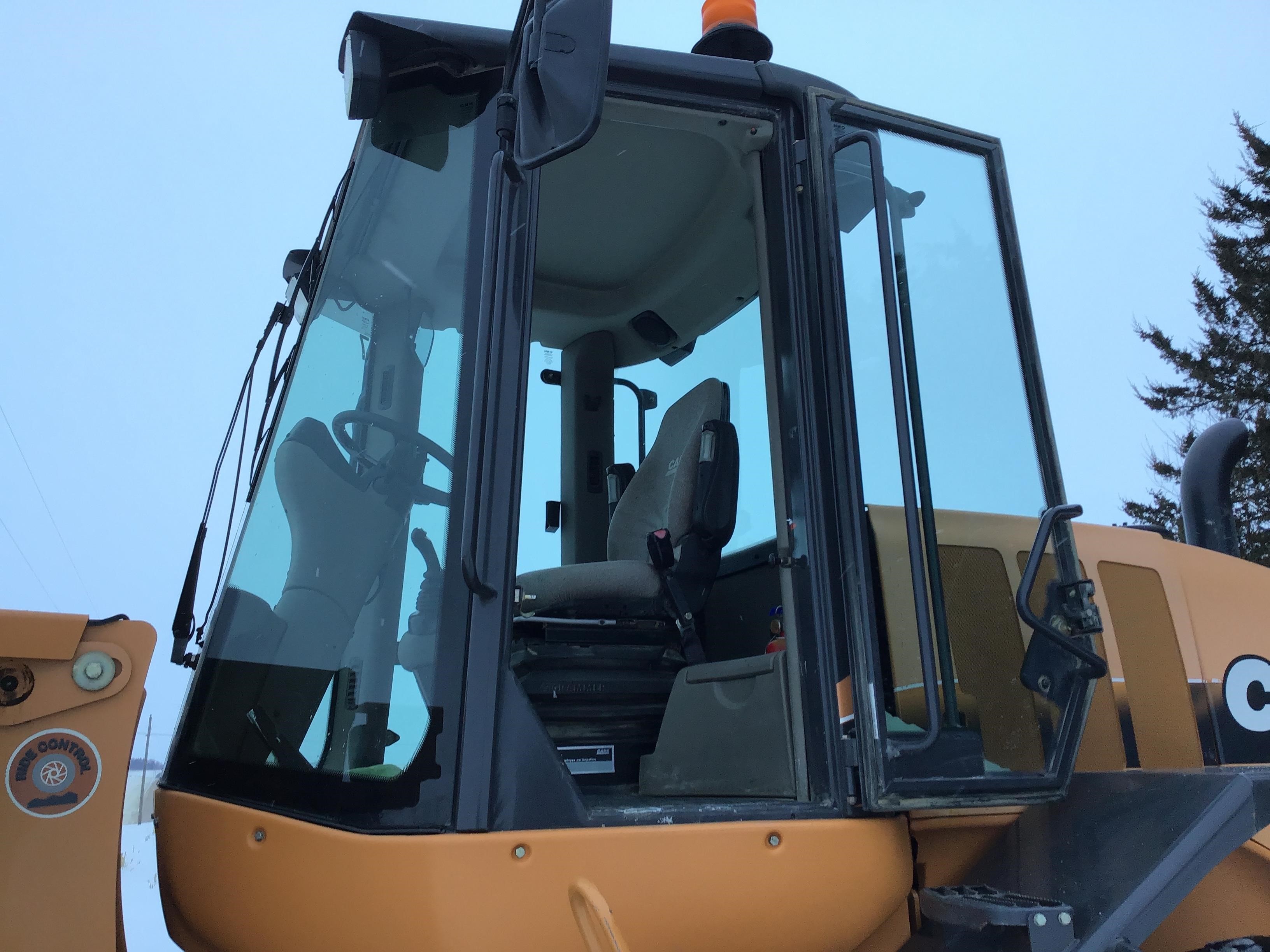 gallery 2010 Case 821E Wheel Loader