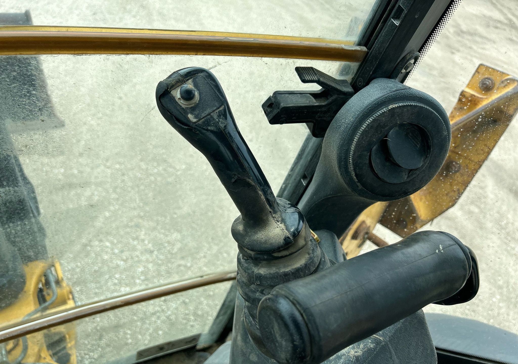 gallery 2015 John Deere 310SL backhoe