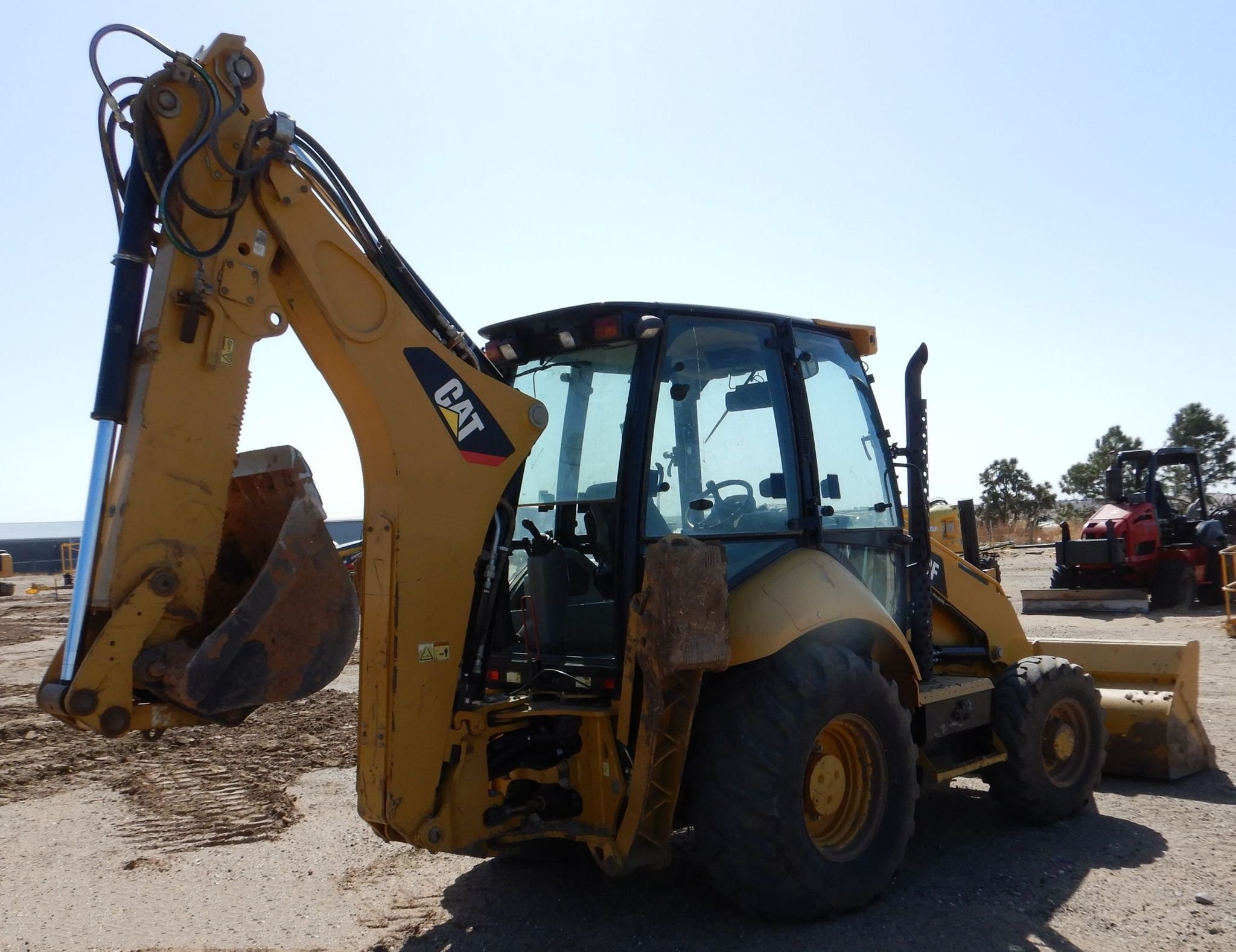 gallery 2013 Caterpillar 420F backhoe
