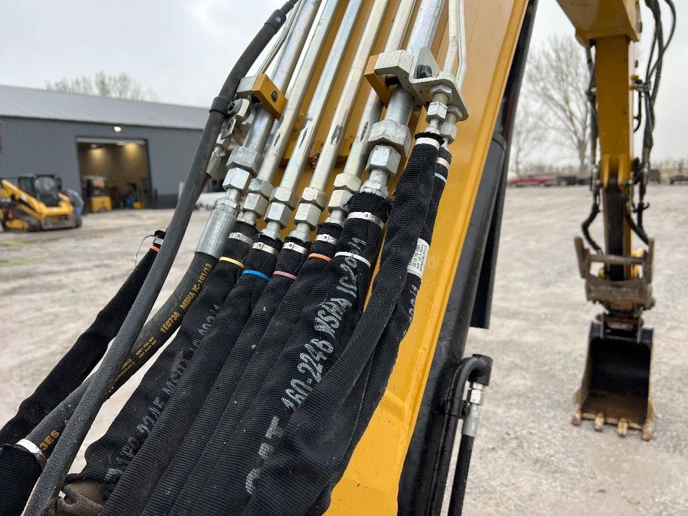 gallery 2018 Caterpillar 305.5E2 Mini Excavator