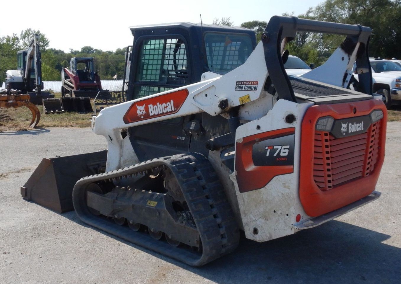 gallery 2020 Loader Bobcat T76 Skid Steer