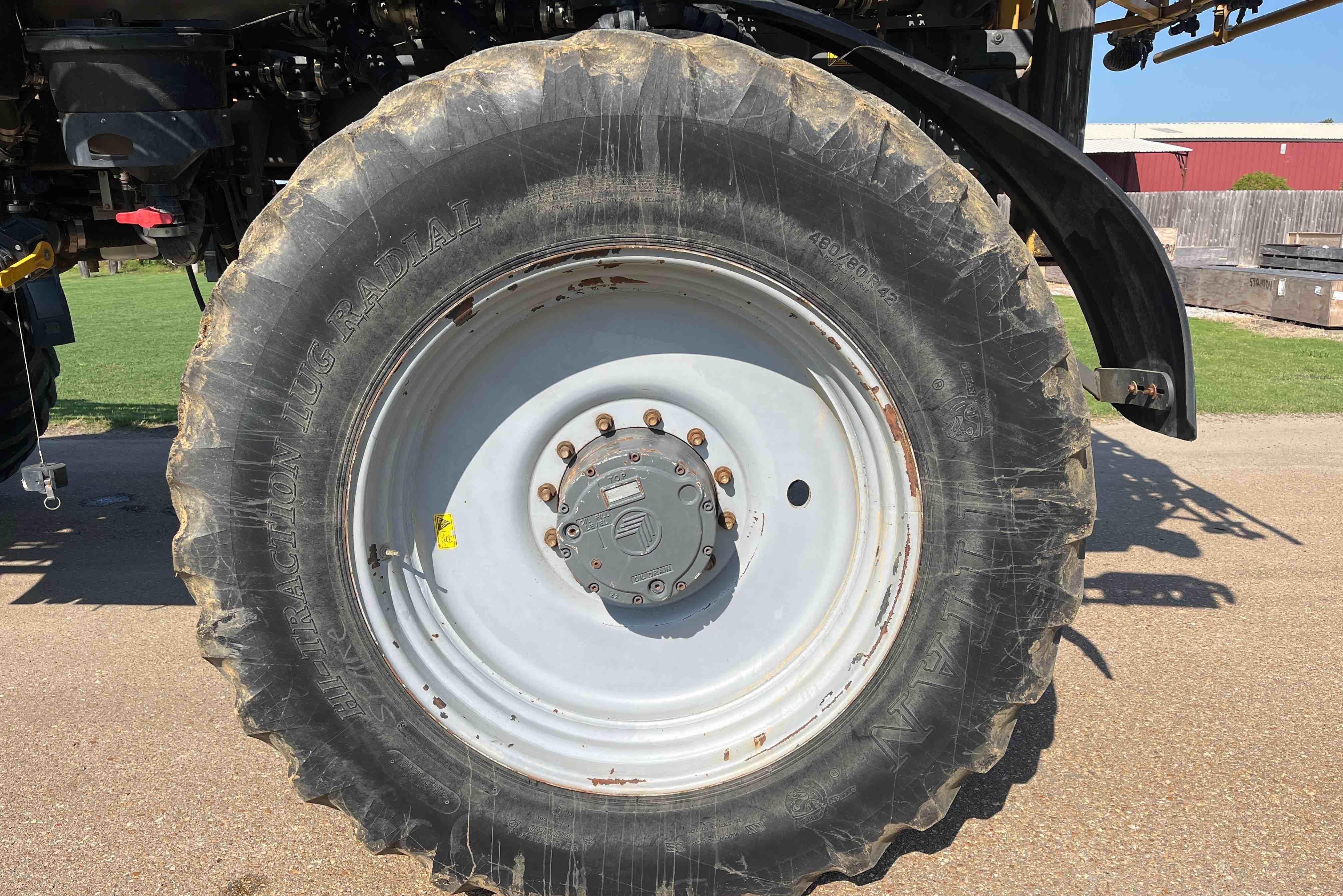 gallery 2019 RoGator RG1300C Self-Propelled Sprayer