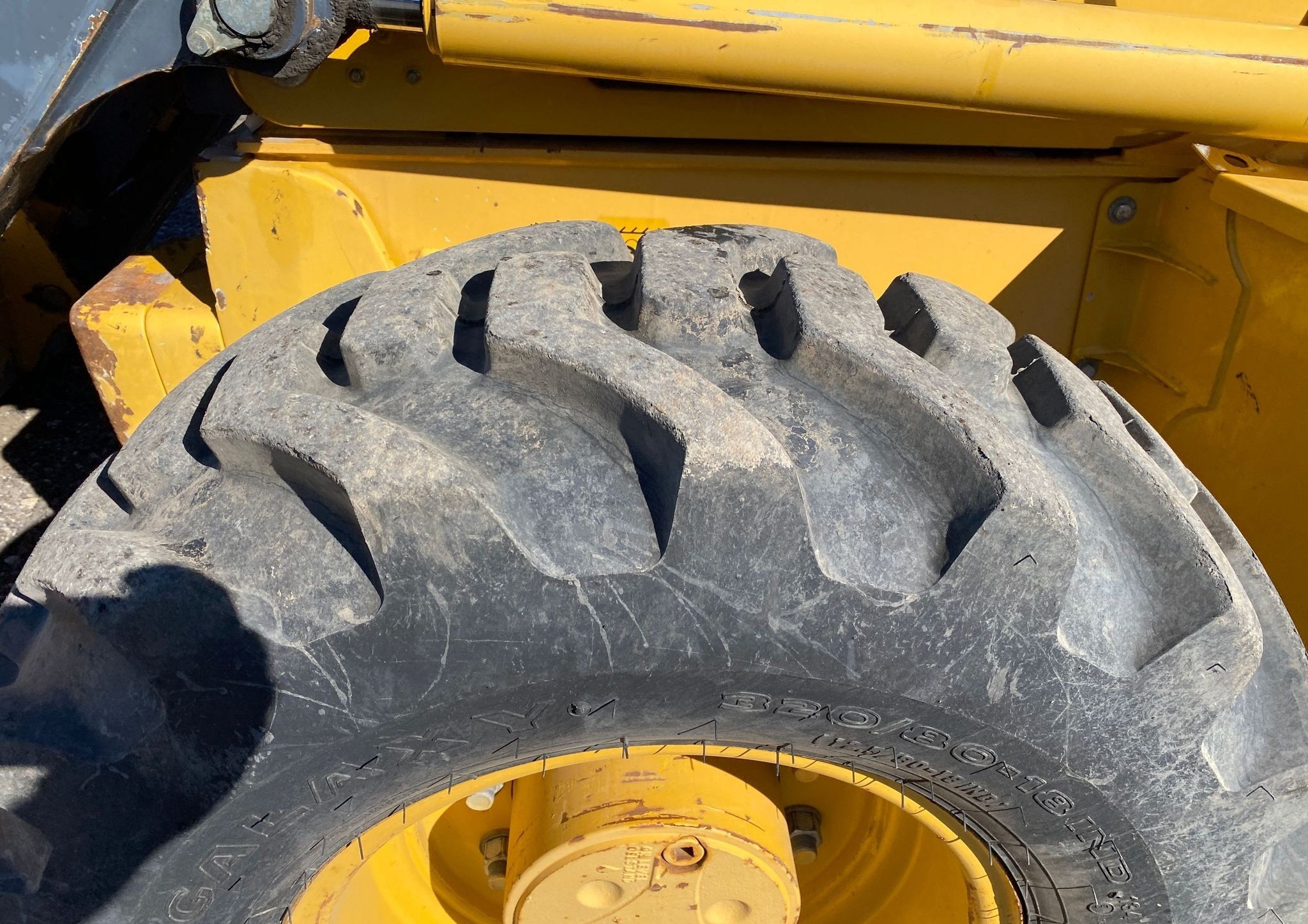 gallery 2012 John Deere 310SJ backhoe