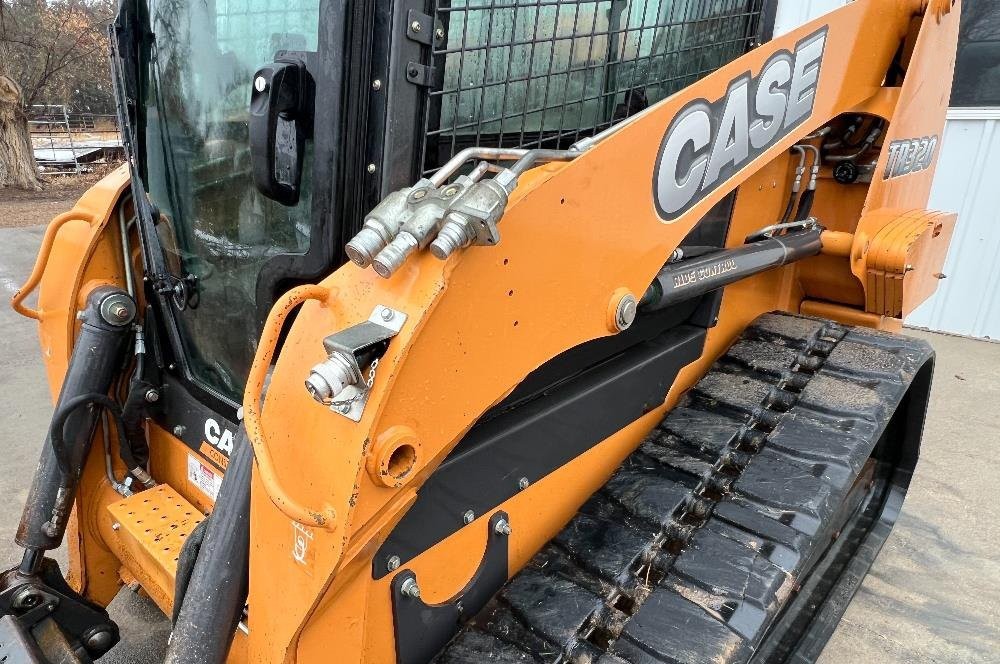 gallery 2012 Case TR320 Compact Track Loader