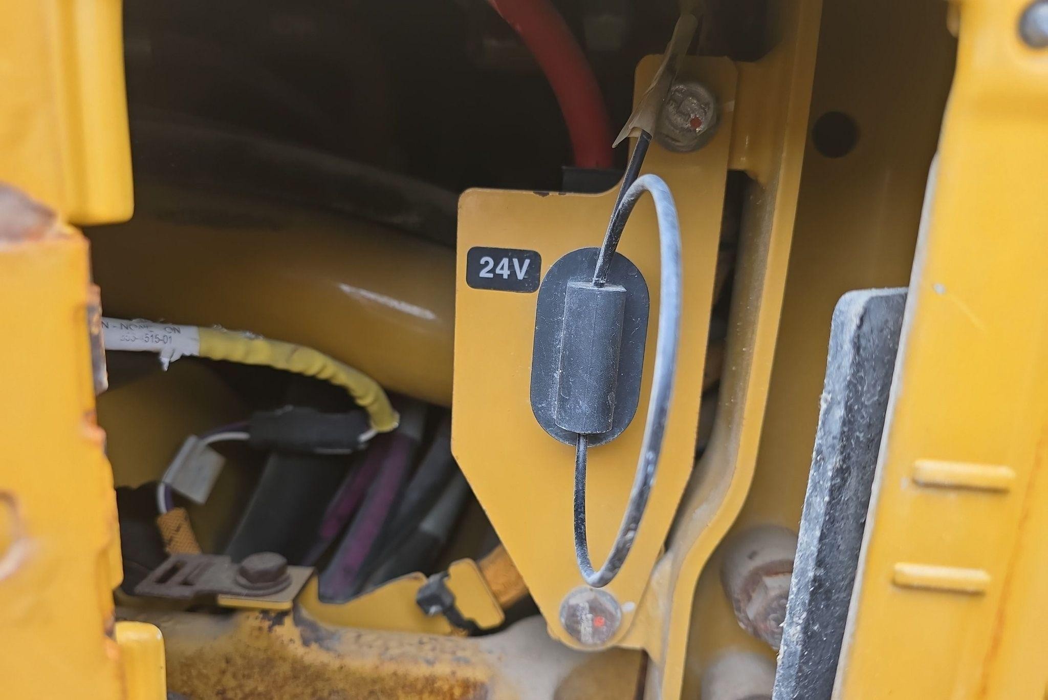 gallery 2012 Caterpillar 140M2 motor grader