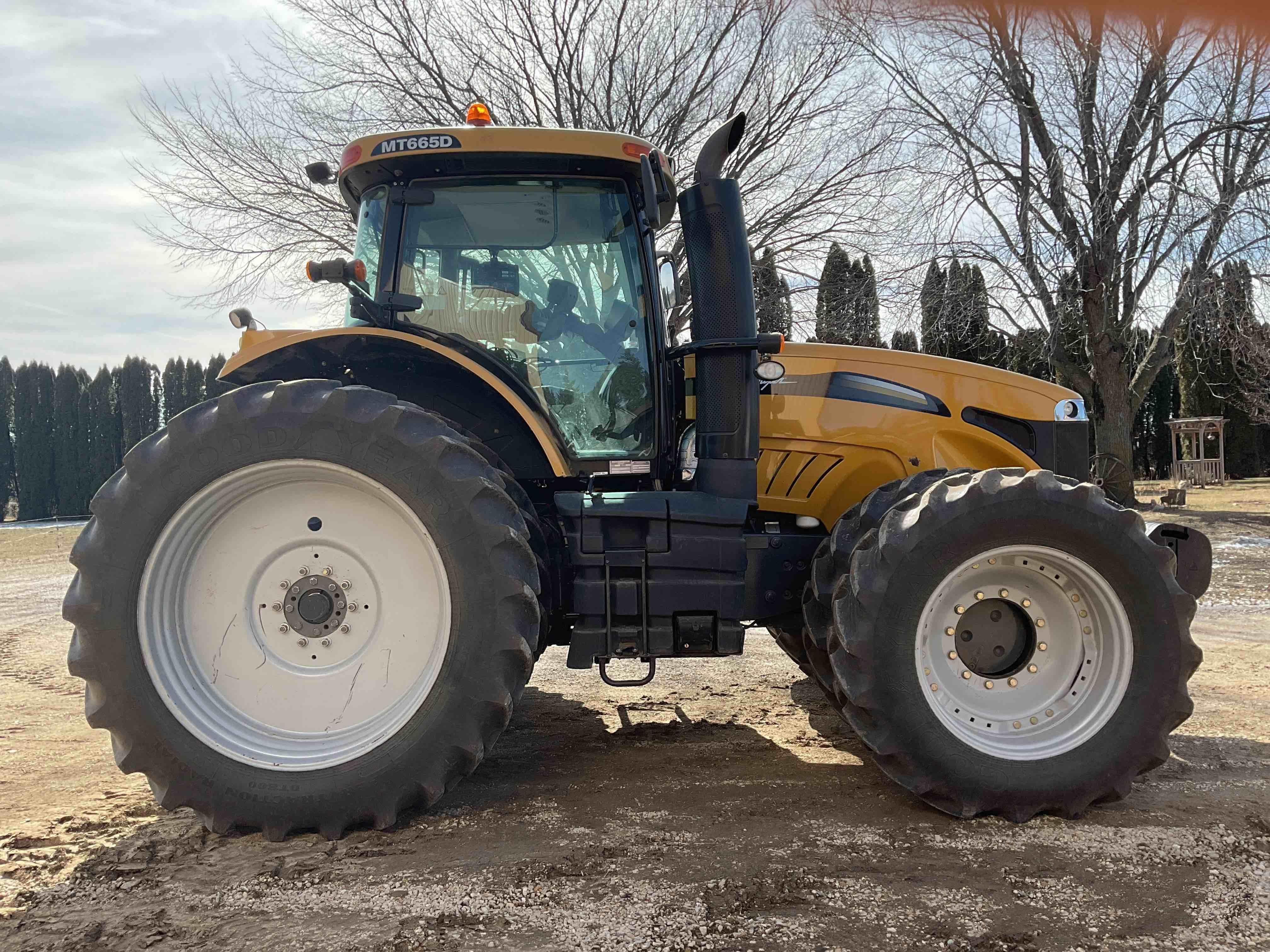 gallery 2013 Challenger MT665D MFWD Tractor
