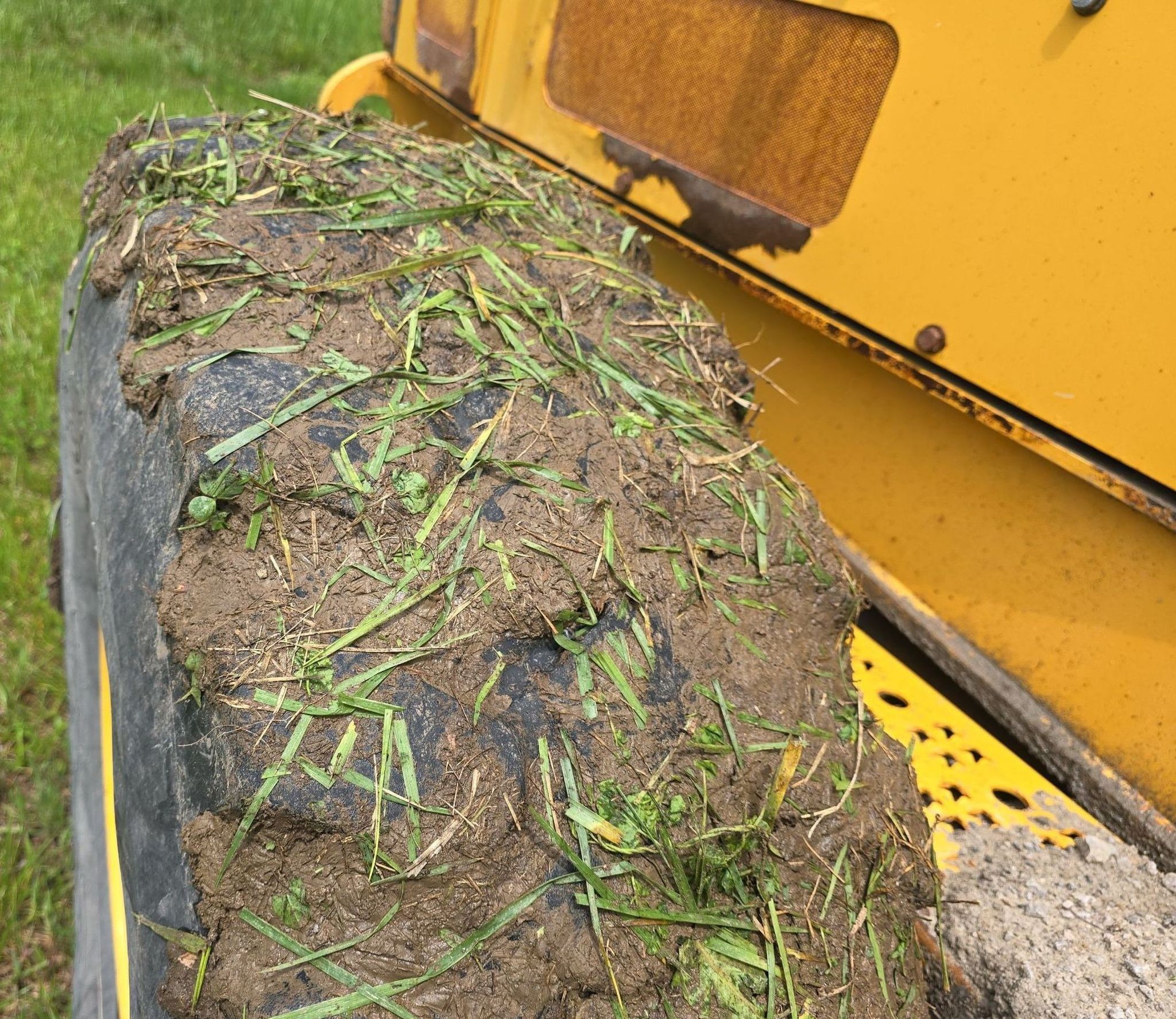 gallery 2013 John Deere 770G motor grader
