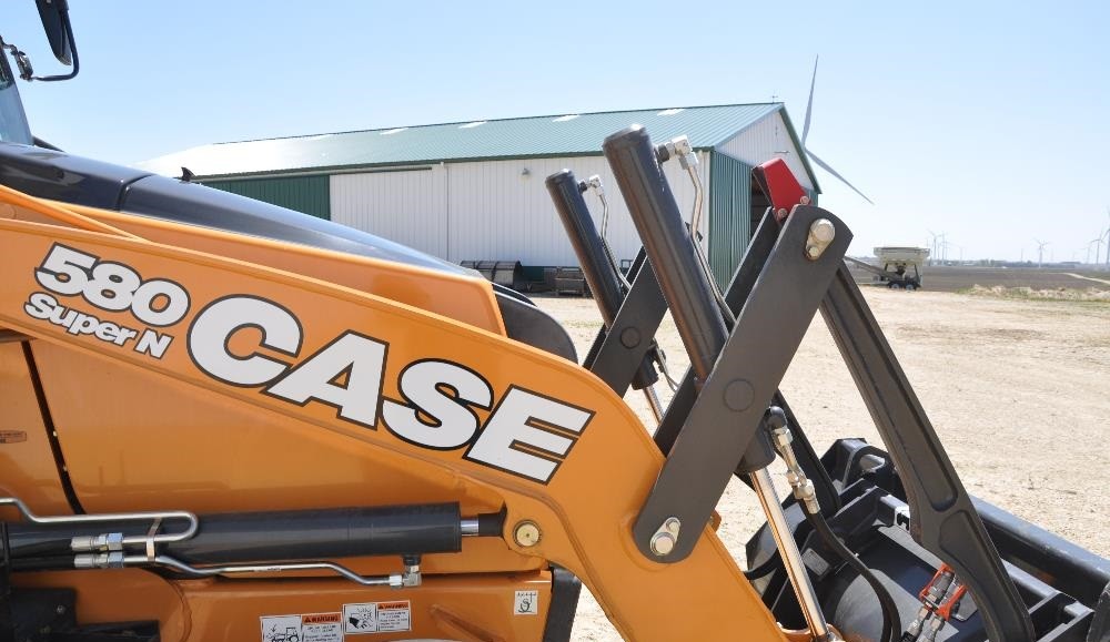 gallery 2019 Case 580 Super N 4x4 Loader Backhoe