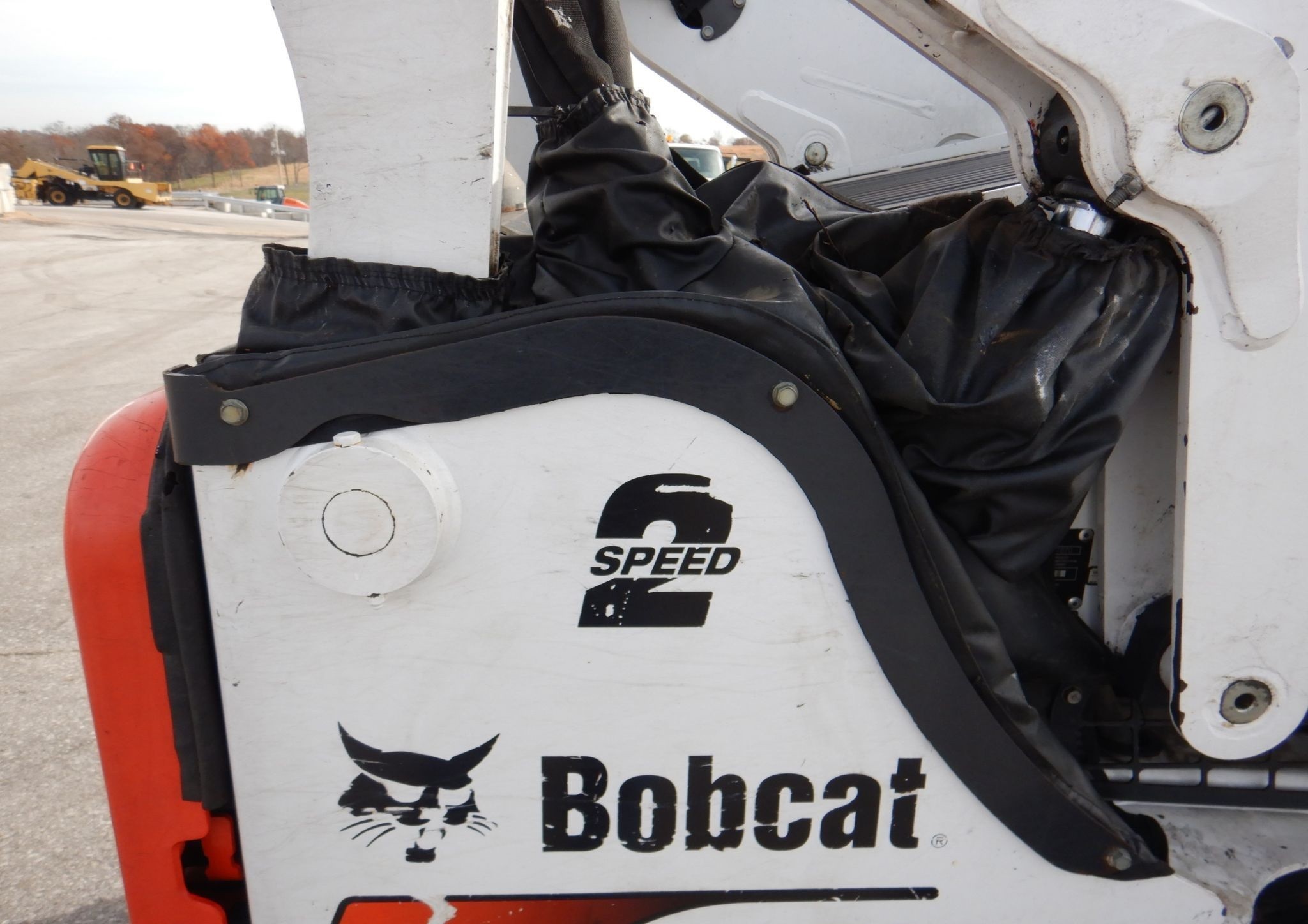 gallery 2019 Bobcat T870 tracked skid steer loader