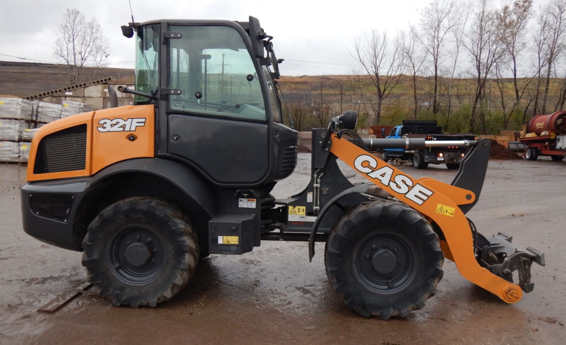 gallery 2018 Case 321F wheel loader