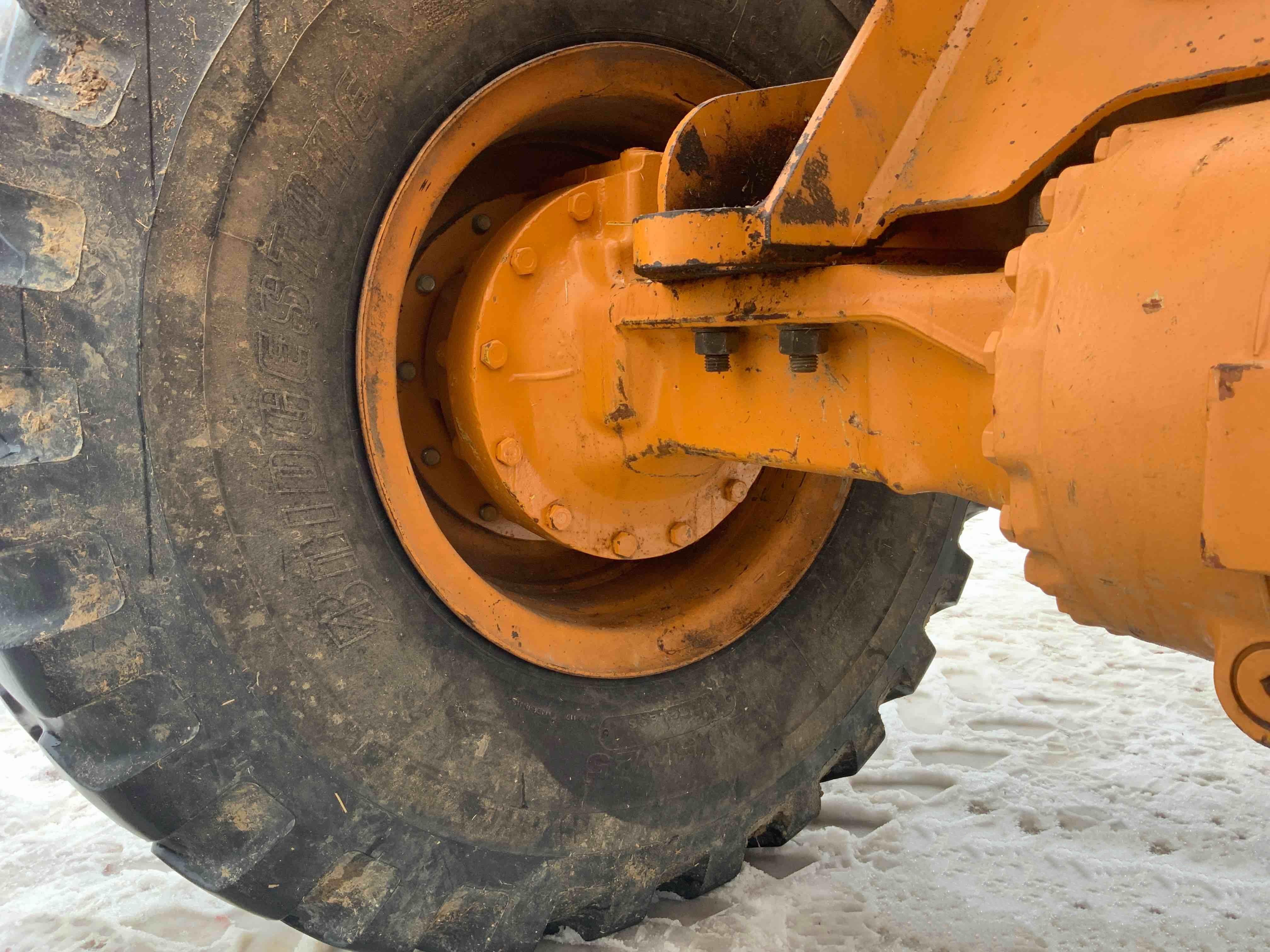 gallery 2012 Case 621F Wheel Loader