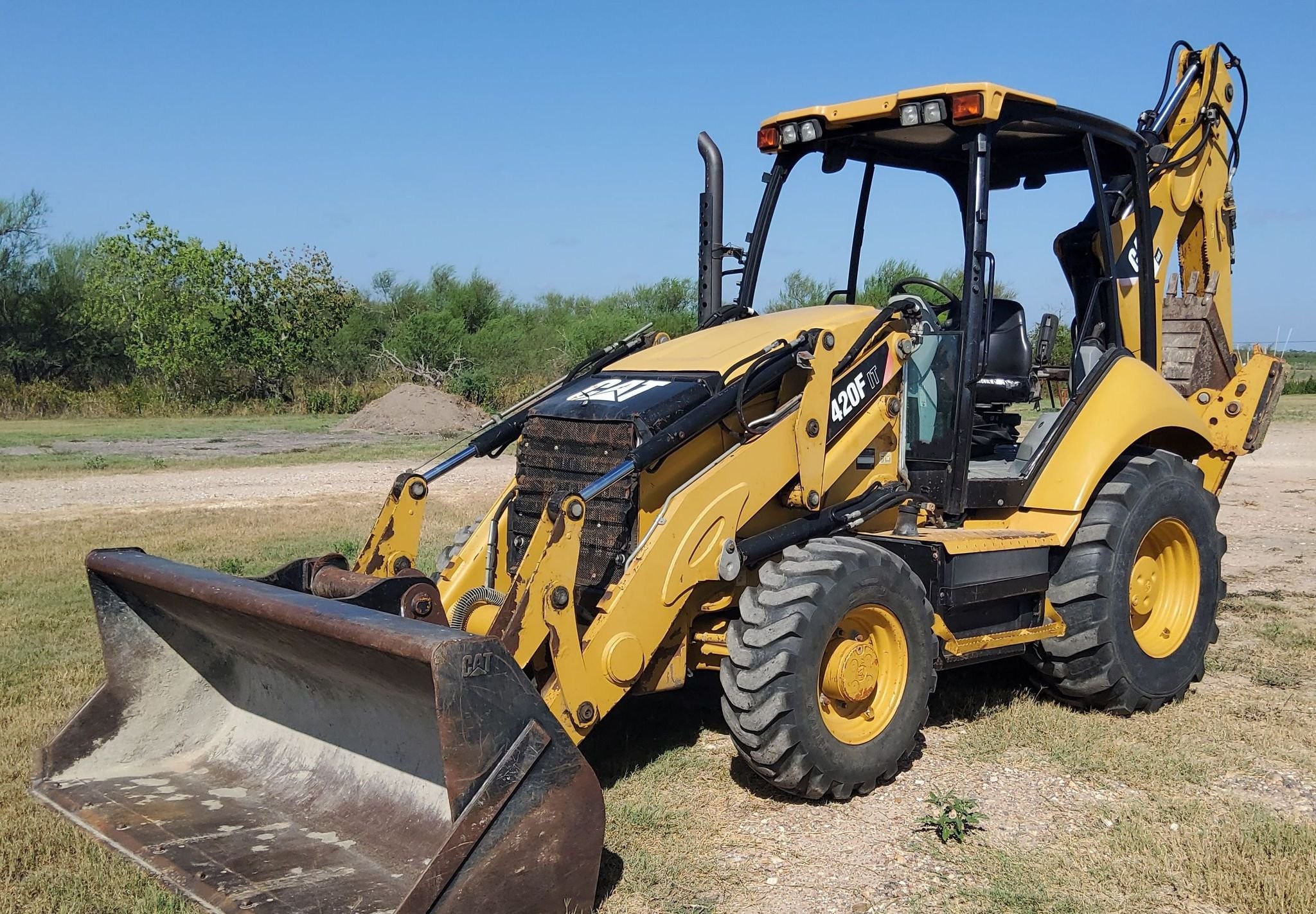 gallery 2013 Caterpillar 420F IT Backhoe