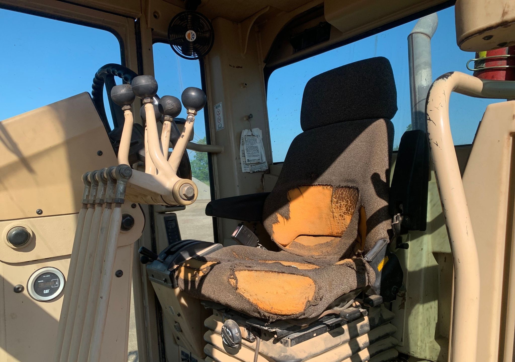 gallery 2001 Caterpillar 140H motor grader