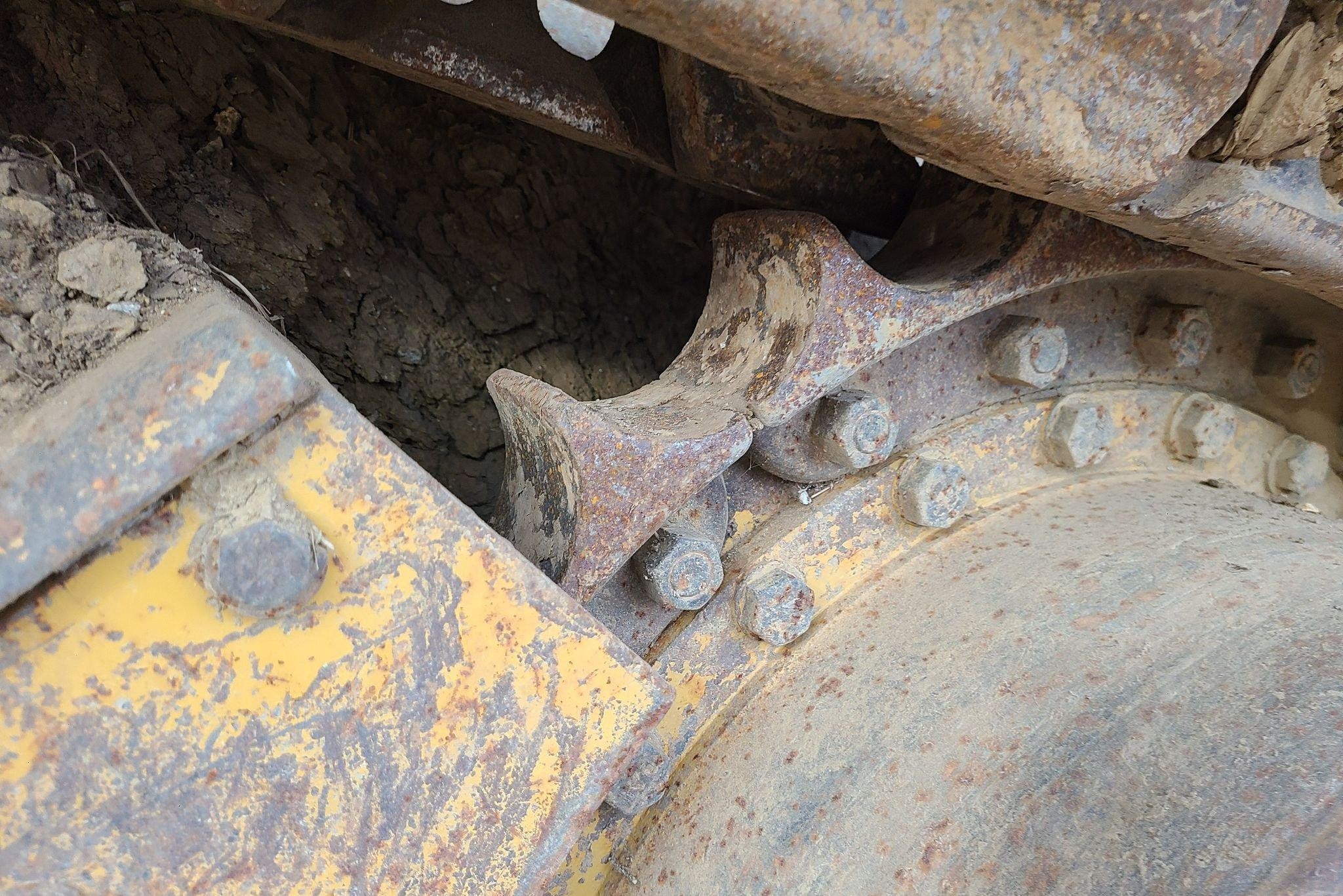 gallery 2010 Caterpillar 963D track loader