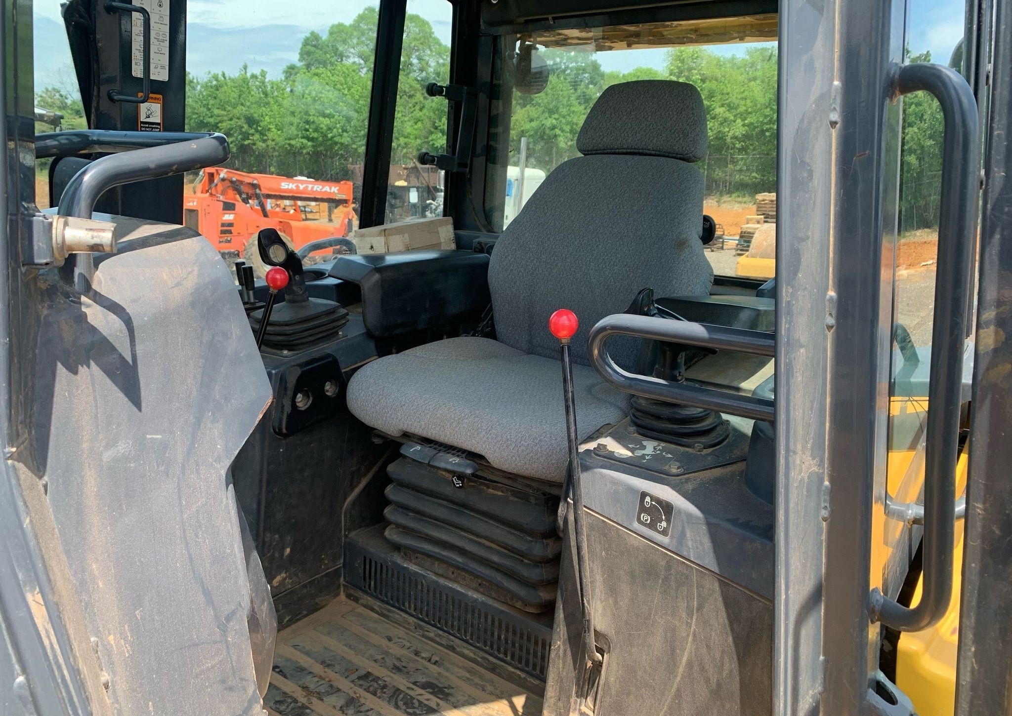 gallery 2014 John Deere 850K WLT dozer