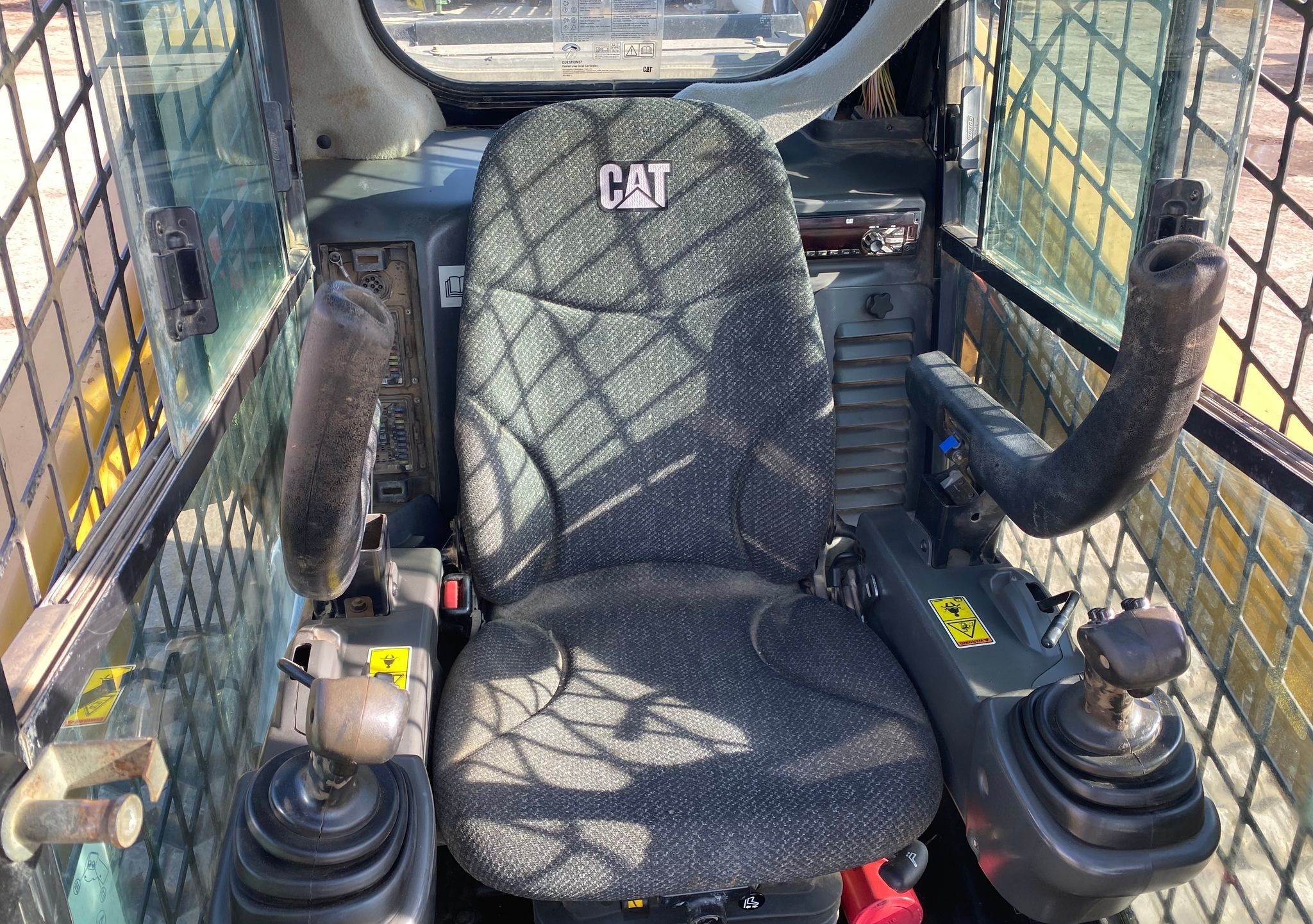 gallery 2016 Caterpillar 289D tracked skid steer loader