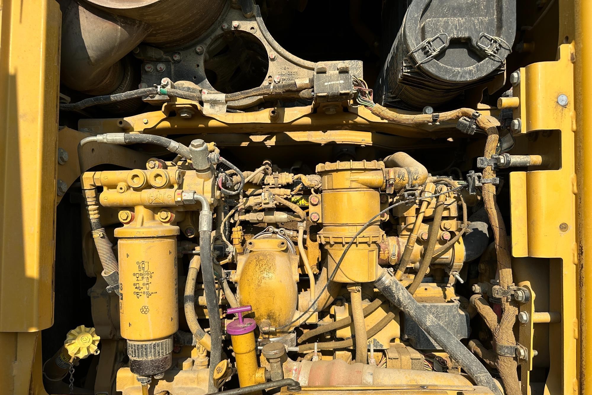 gallery 2014 Caterpillar 140M2 VHP Plus Motor Grader